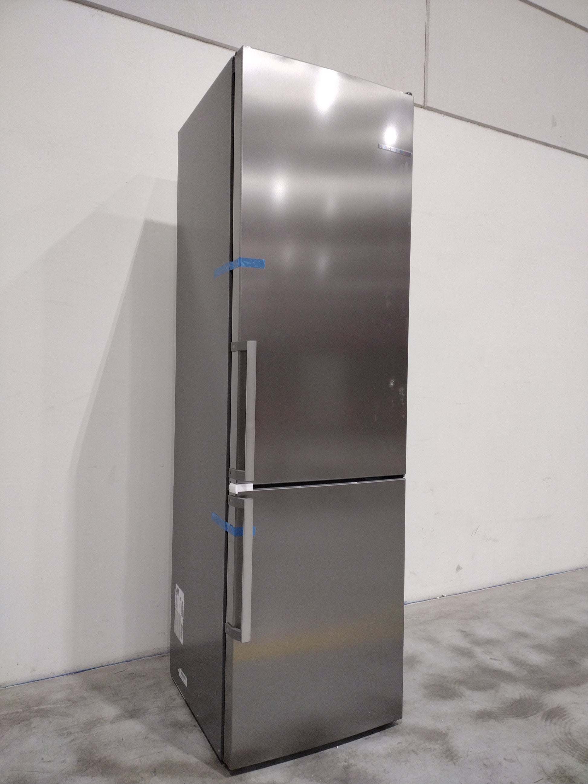 Réfrigérateur Avec Congélateur 343 L Reconditionné BOSCH KGE398IBP : détails