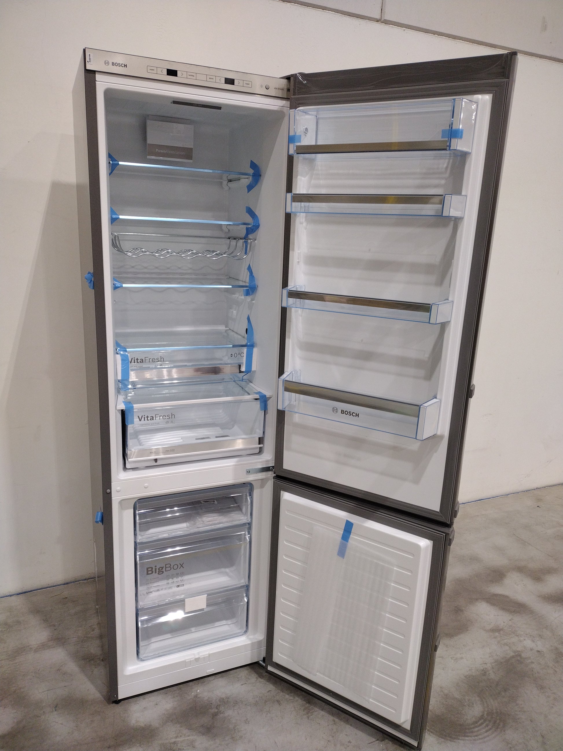 Réfrigérateur Avec Congélateur 343 L Reconditionné BOSCH KGE398IBP : détails