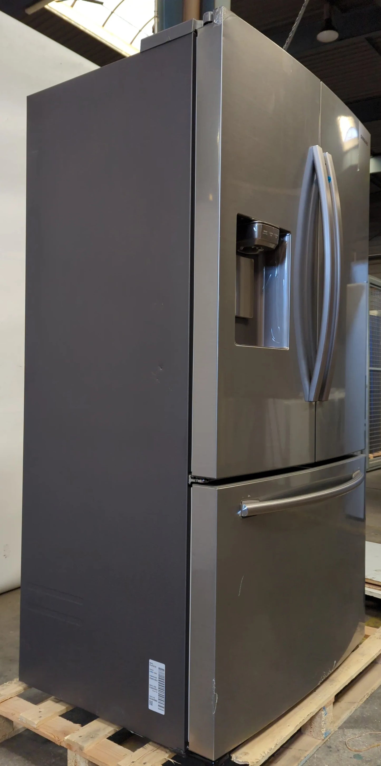 Réfrigérateur Multi-Portes 630 L Reconditionné SAMSUNG RF54T62E3S9 : détails