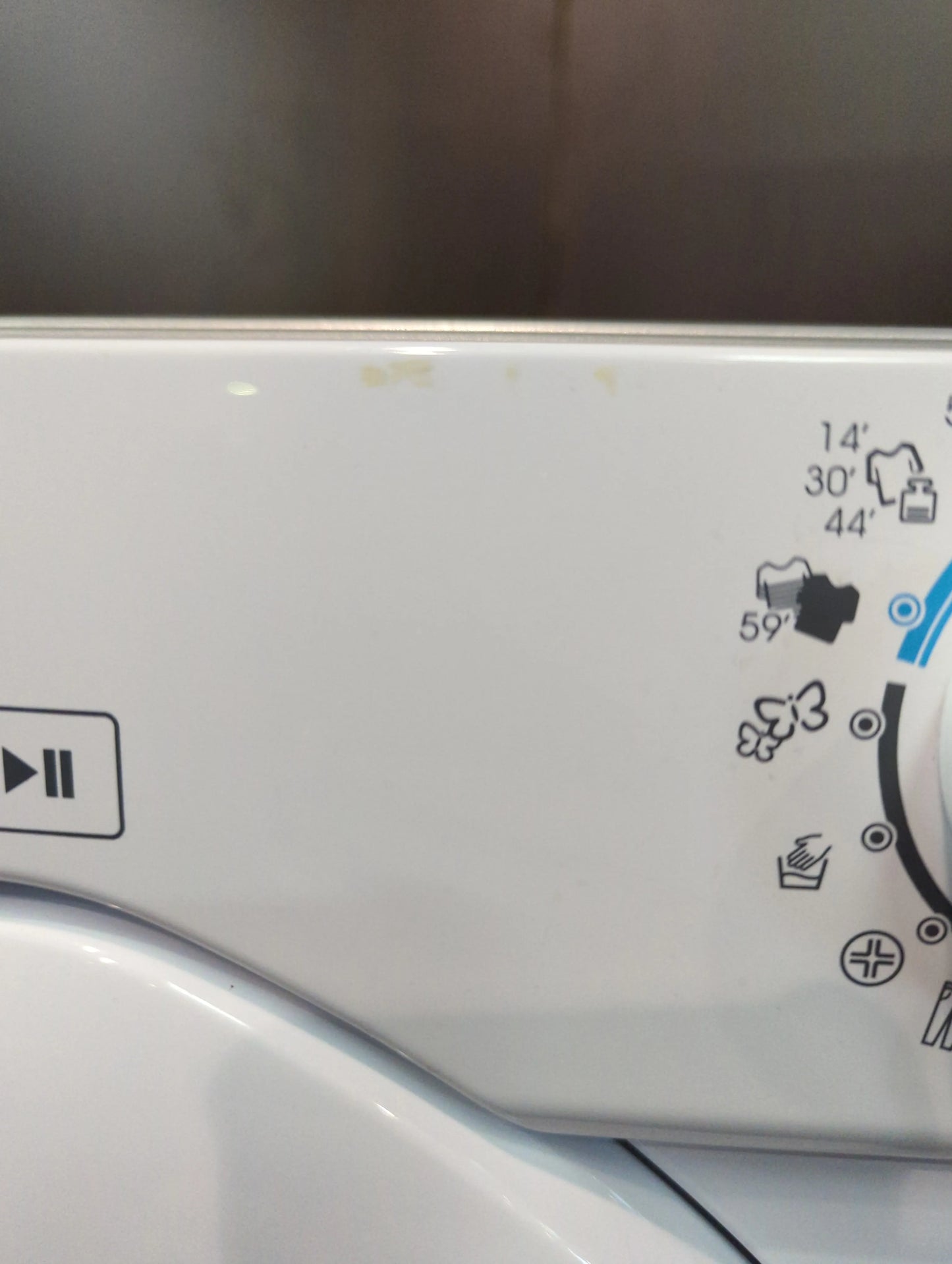 Lave-Linge Hublot 7 kg Reconditionné CANDY CBW27D1E-S : détails
