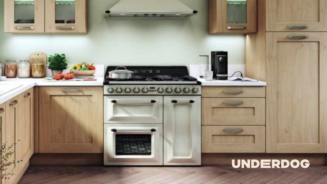 Cuisine en kit avec de l'électroménager