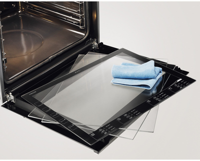 Cuisinière à induction ELECTROLUX EKI544200W