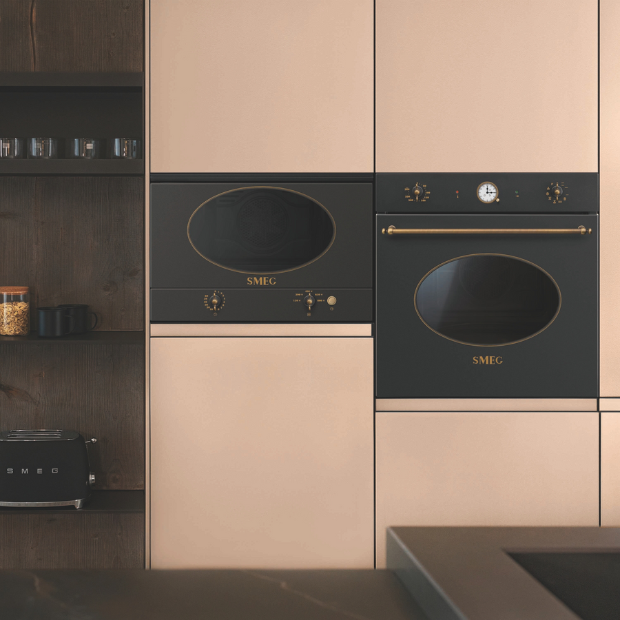 Four chaleur tournante SMEG SFP68C1TAO