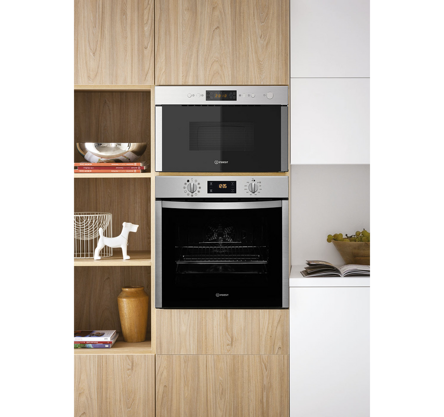 Four chaleur tournante INDESIT IFW 5844 C IX