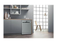 Lave-vaisselle pose libre HOTPOINT HFC3C33WX