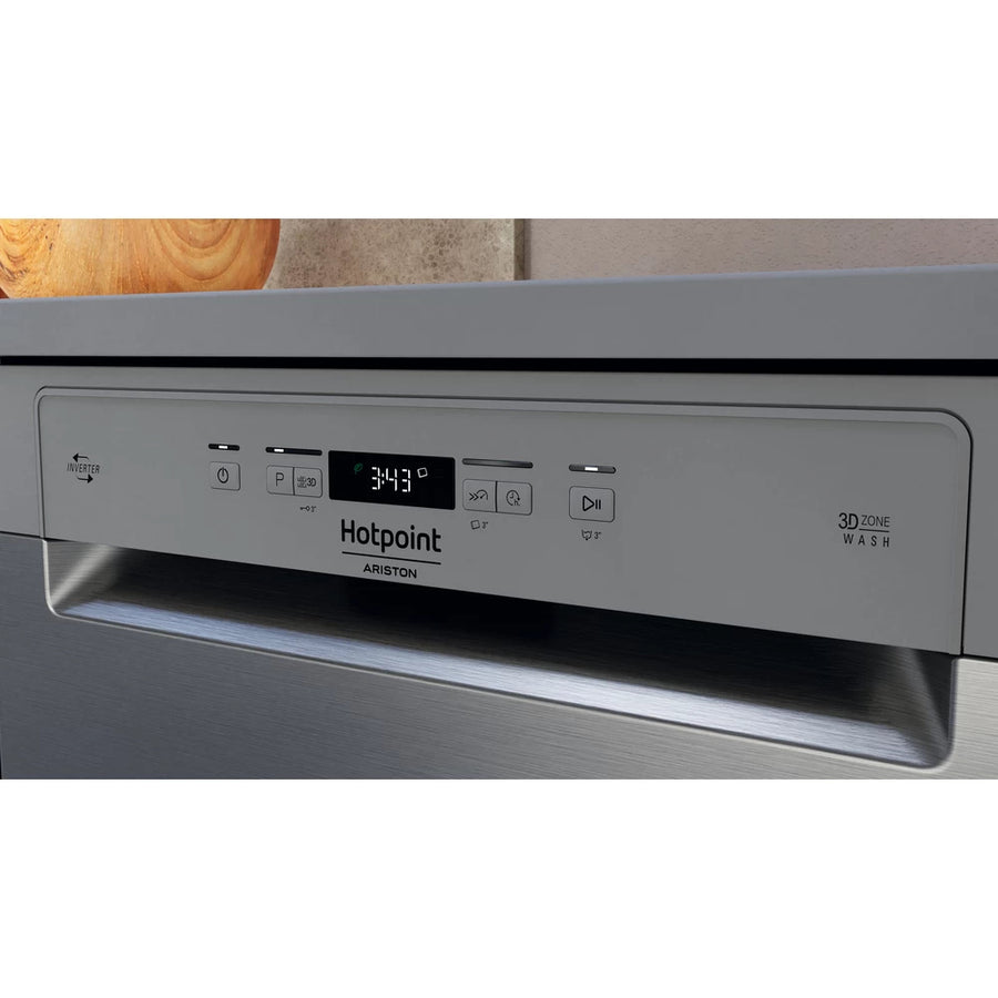 Lave-vaisselle pose libre HOTPOINT HFC3C33WX