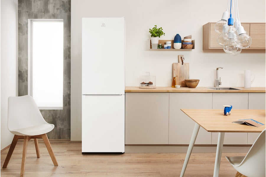 Réfrigérateur avec congélateur INDESIT LI8S1EFW
