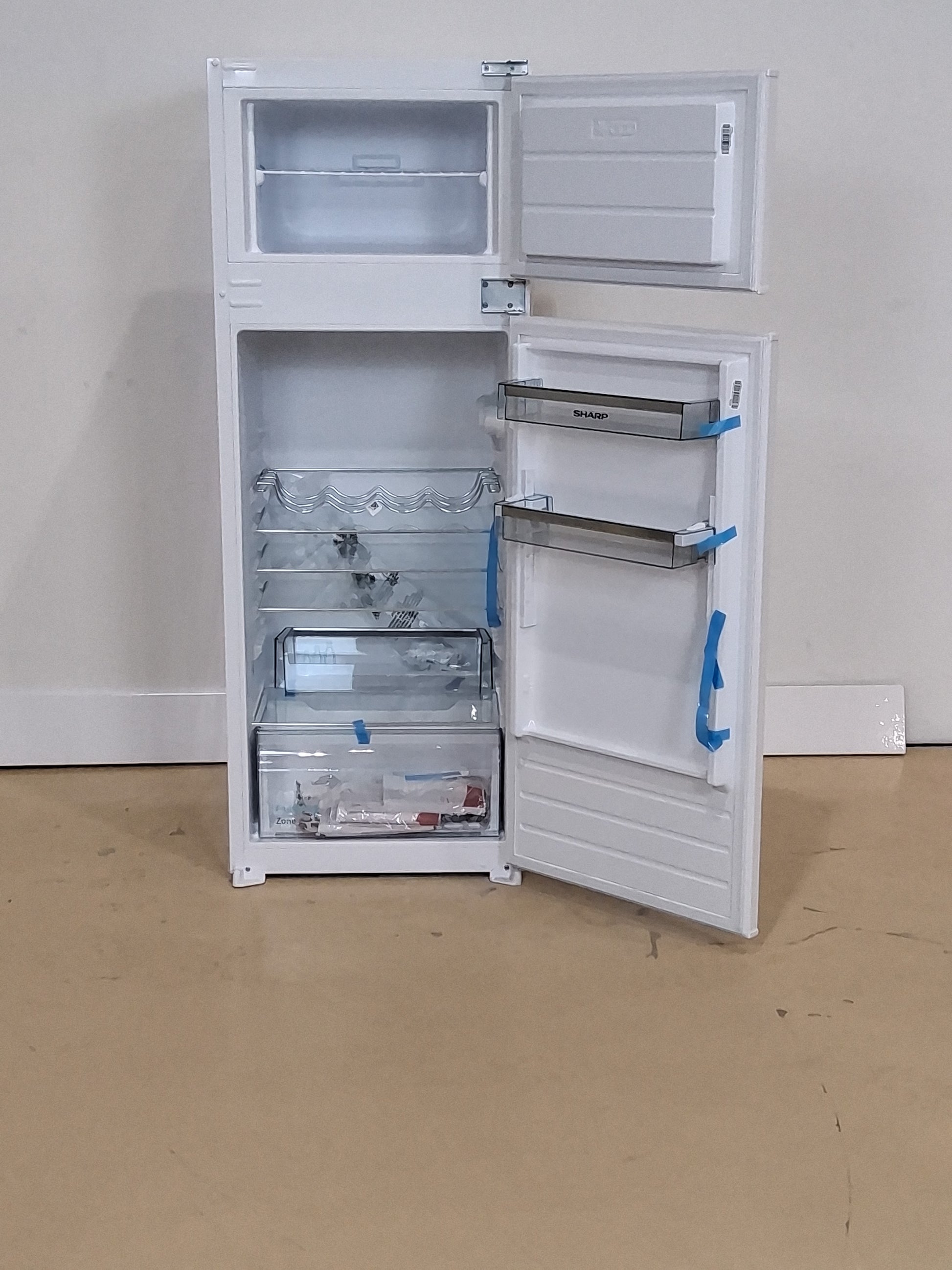 Réfrigérateur Avec Congélateur 210 L Reconditionné SHARP SJ-TE210T0XS