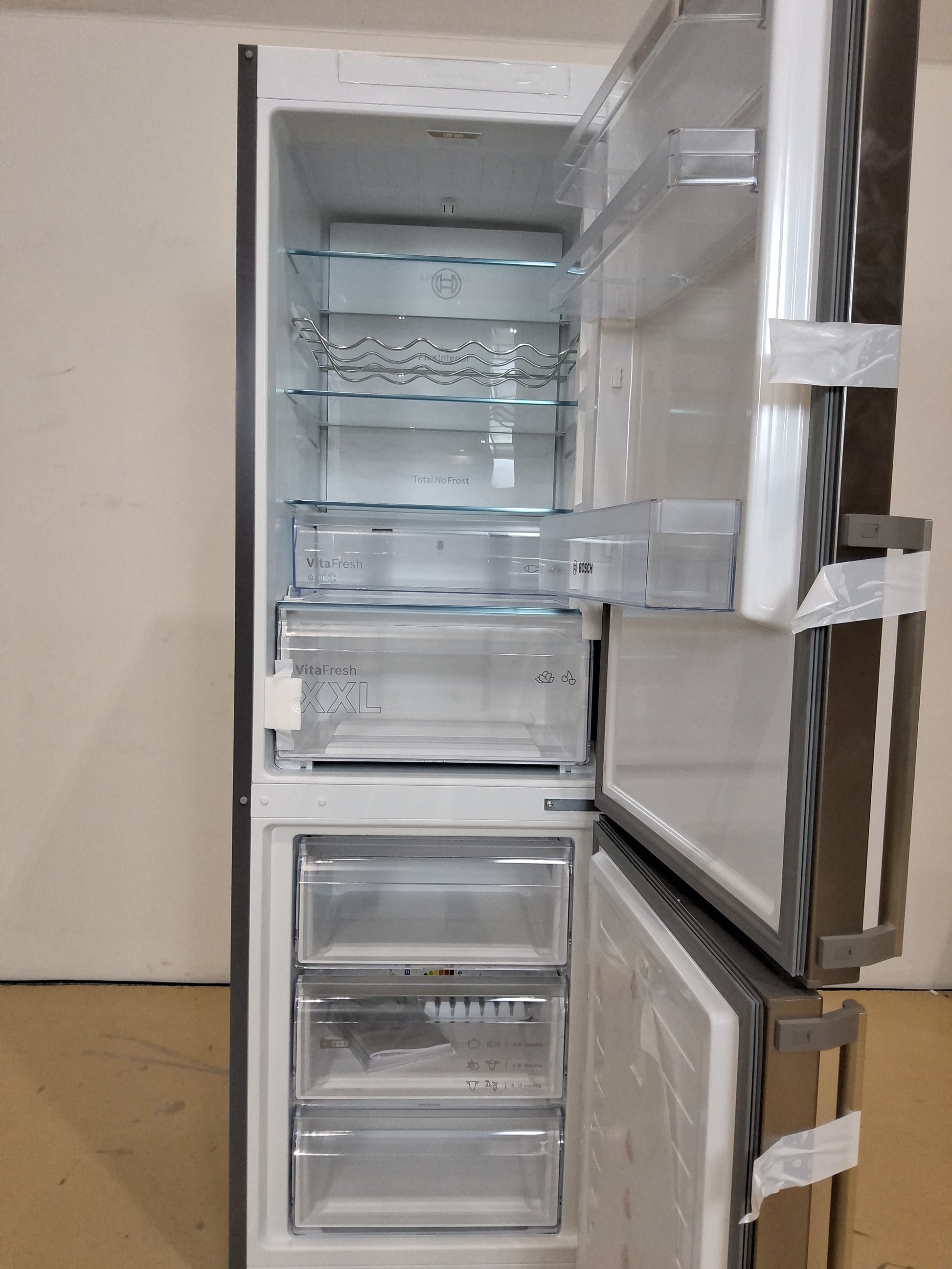 Réfrigérateur Avec Congélateur 321 L Reconditionné BOSCH KGN367ICT