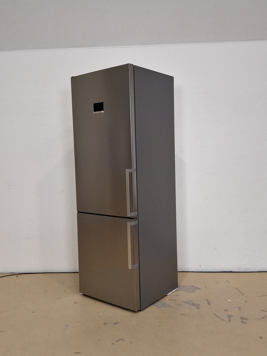 Réfrigérateur Avec Congélateur 440 L Reconditionné BOSCH KGN497ICT