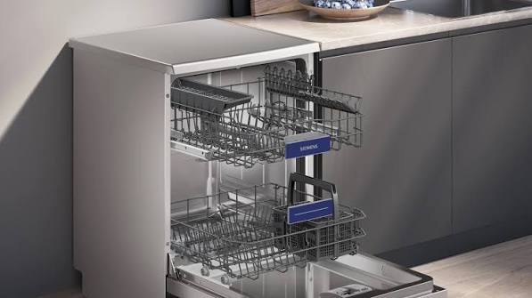 Lave-vaisselle Pose Libre 13 couverts Reconditionné SIEMENS SN23HI02KE