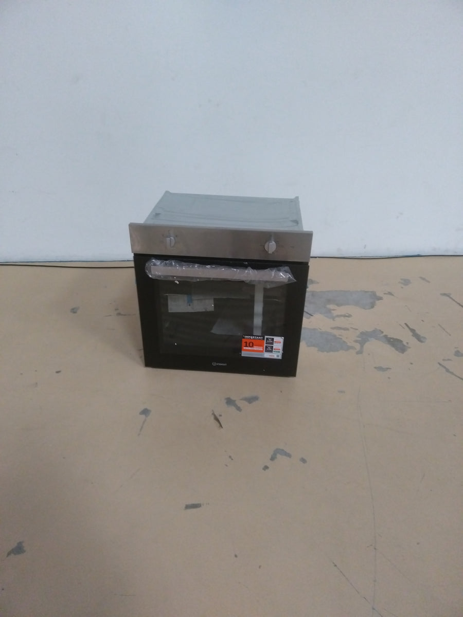 Four Chaleur Tournante 71 L Reconditionné INDESIT IO 258C X