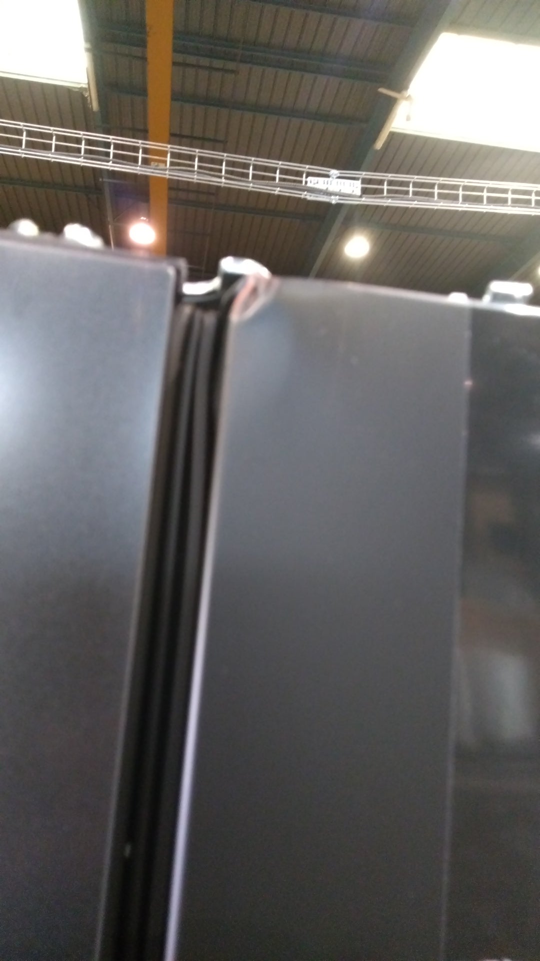 Réfrigérateur Multi-portes 311 L Reconditionné HAIER HCR7818DWPT