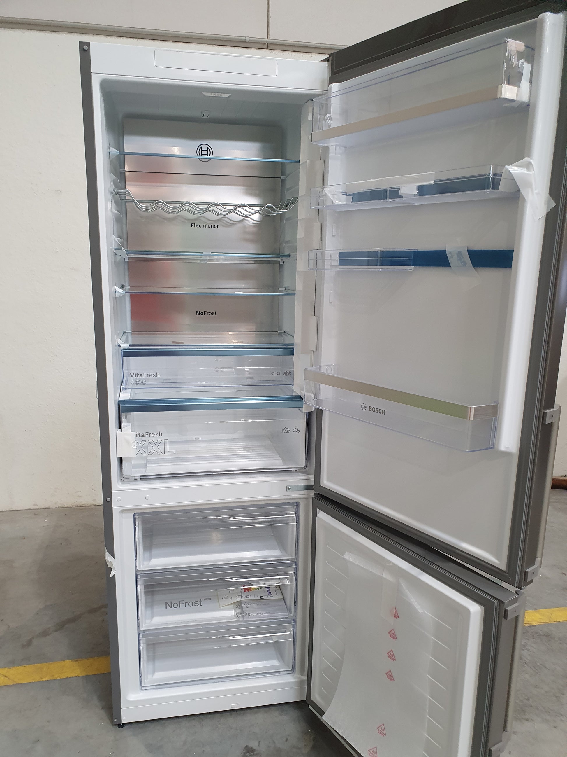Réfrigérateur Avec Congélateur 440 L Reconditionné BOSCH KGN49AIBT : détails