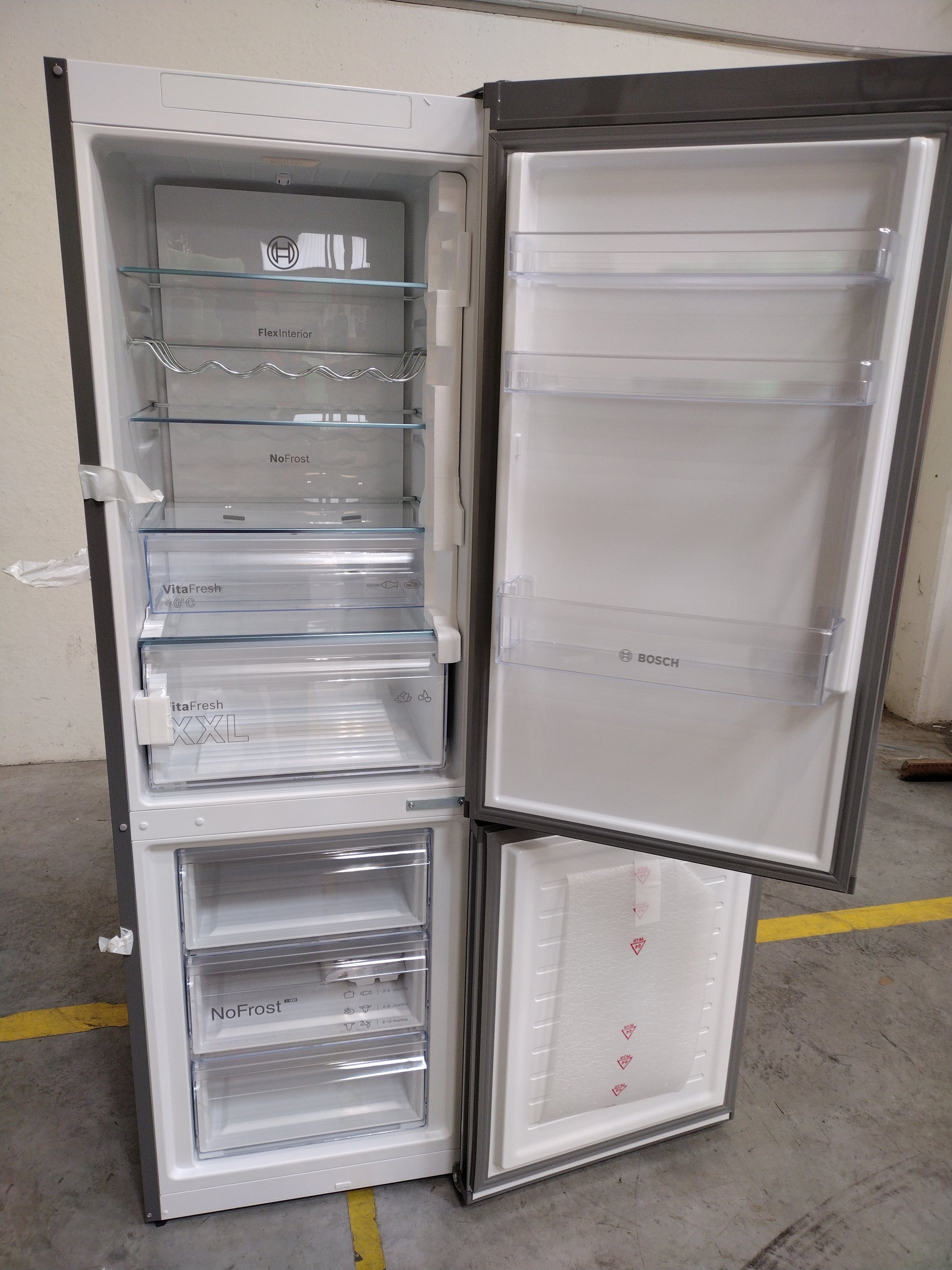 Réfrigérateur Avec Congélateur 321 L Reconditionné BOSCH KGN367LDF : détails