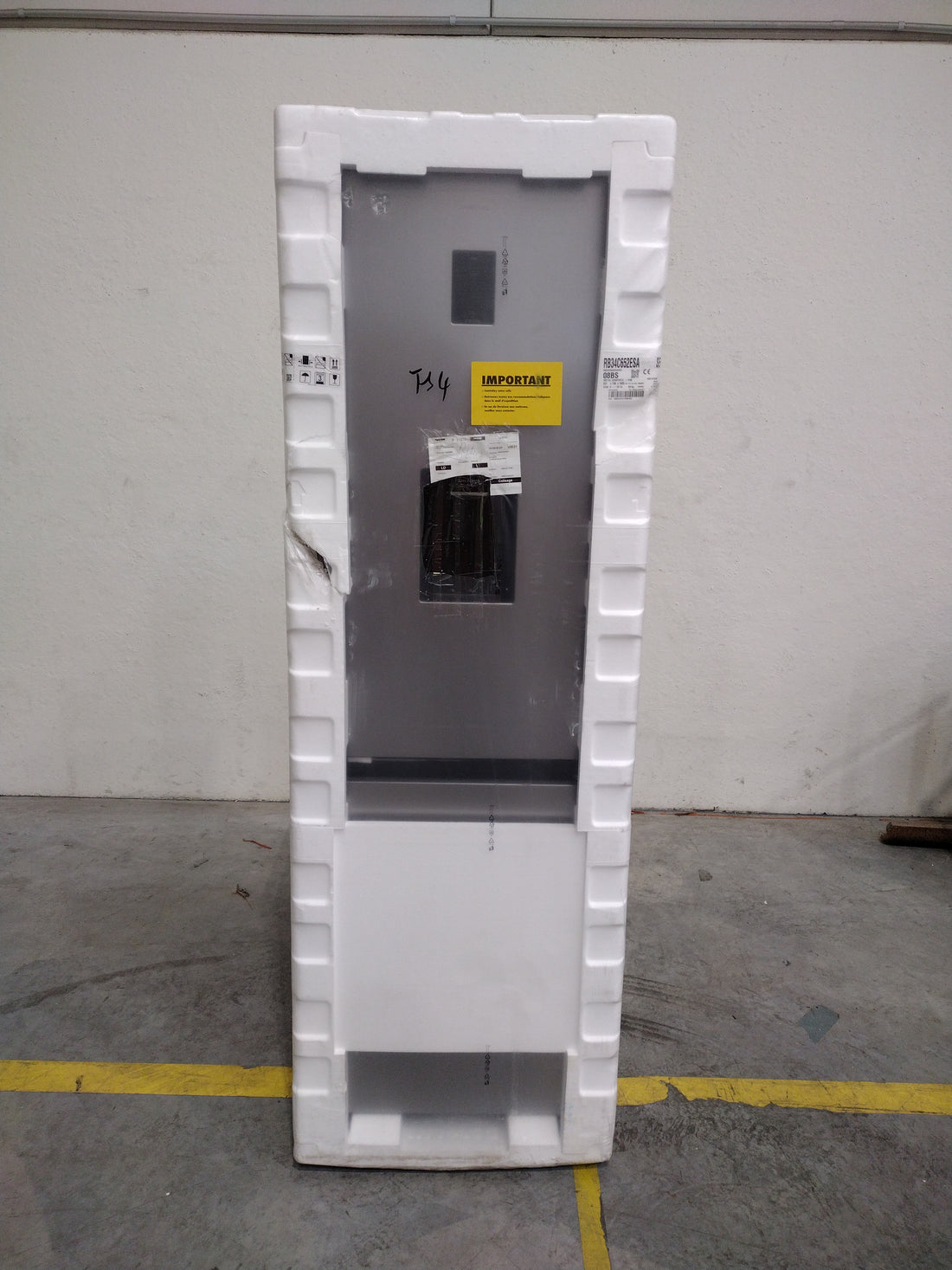 Réfrigérateur Avec Congélateur 341 L Reconditionné SAMSUNG RB34C652ESA : détails