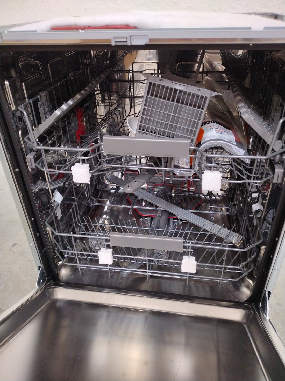 Lave-Vaisselle Encastrable 14 Cvts Reconditionné WHIRLPOOL WBC3C33PX : détails