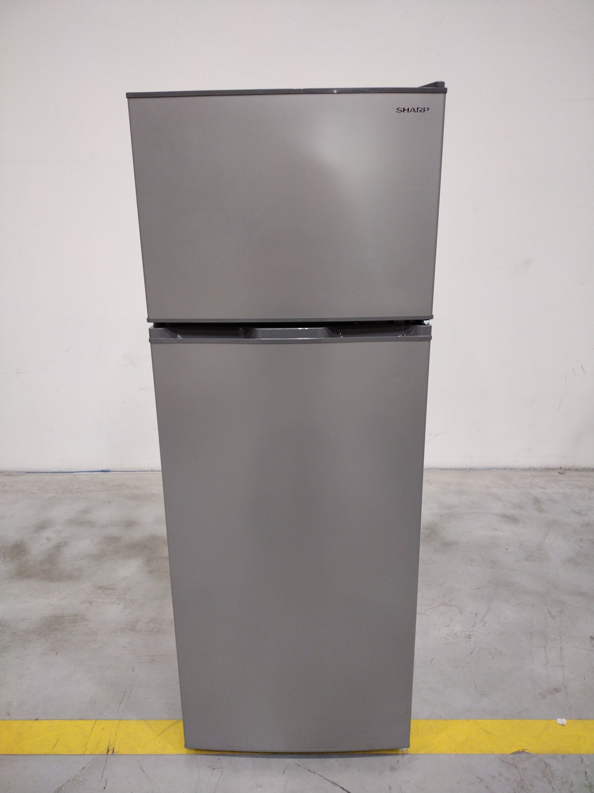 Réfrigérateur Avec Congélateur 213 L Reconditionné SHARP SJ-FTB01ITXSE : détails