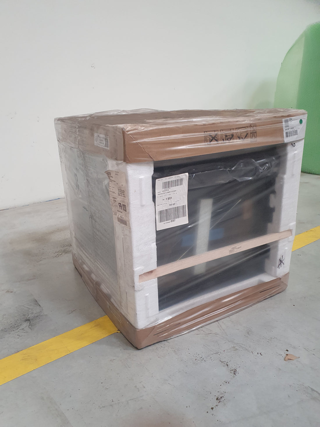 Four Chaleur Tournante 72 L Reconditionné BEKO BBQM11300BC : détails
