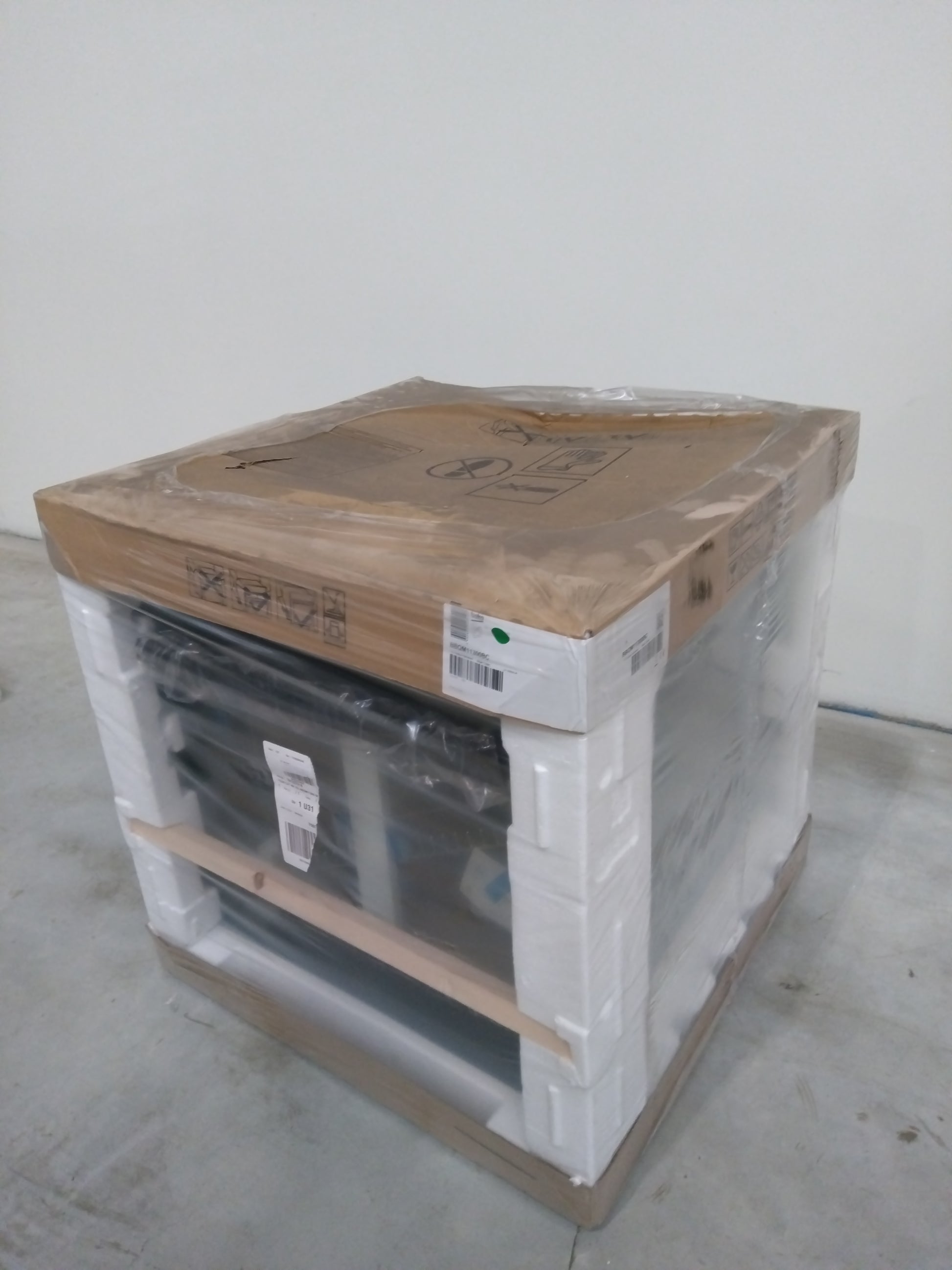 Four Chaleur Tournante 72 L Reconditionné BEKO BBQM11300BC : détails