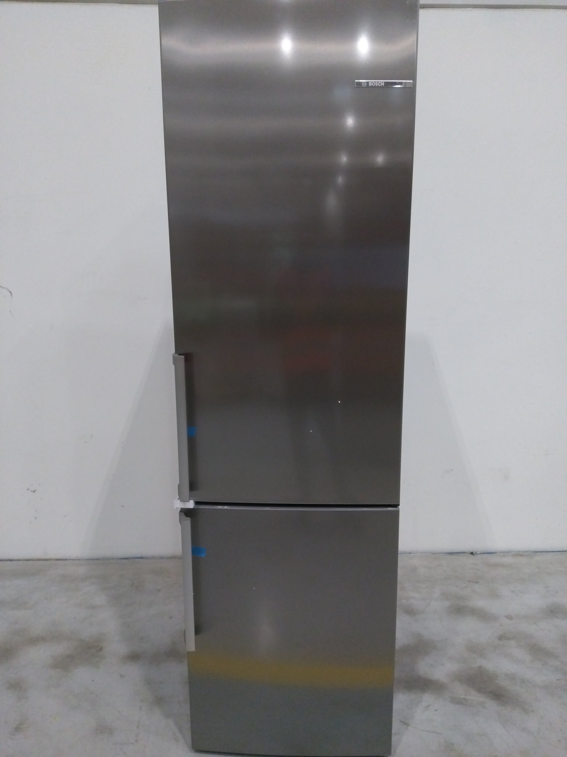 Réfrigérateur Avec Congélateur 343 L Reconditionné BOSCH KGE398IBP : détails