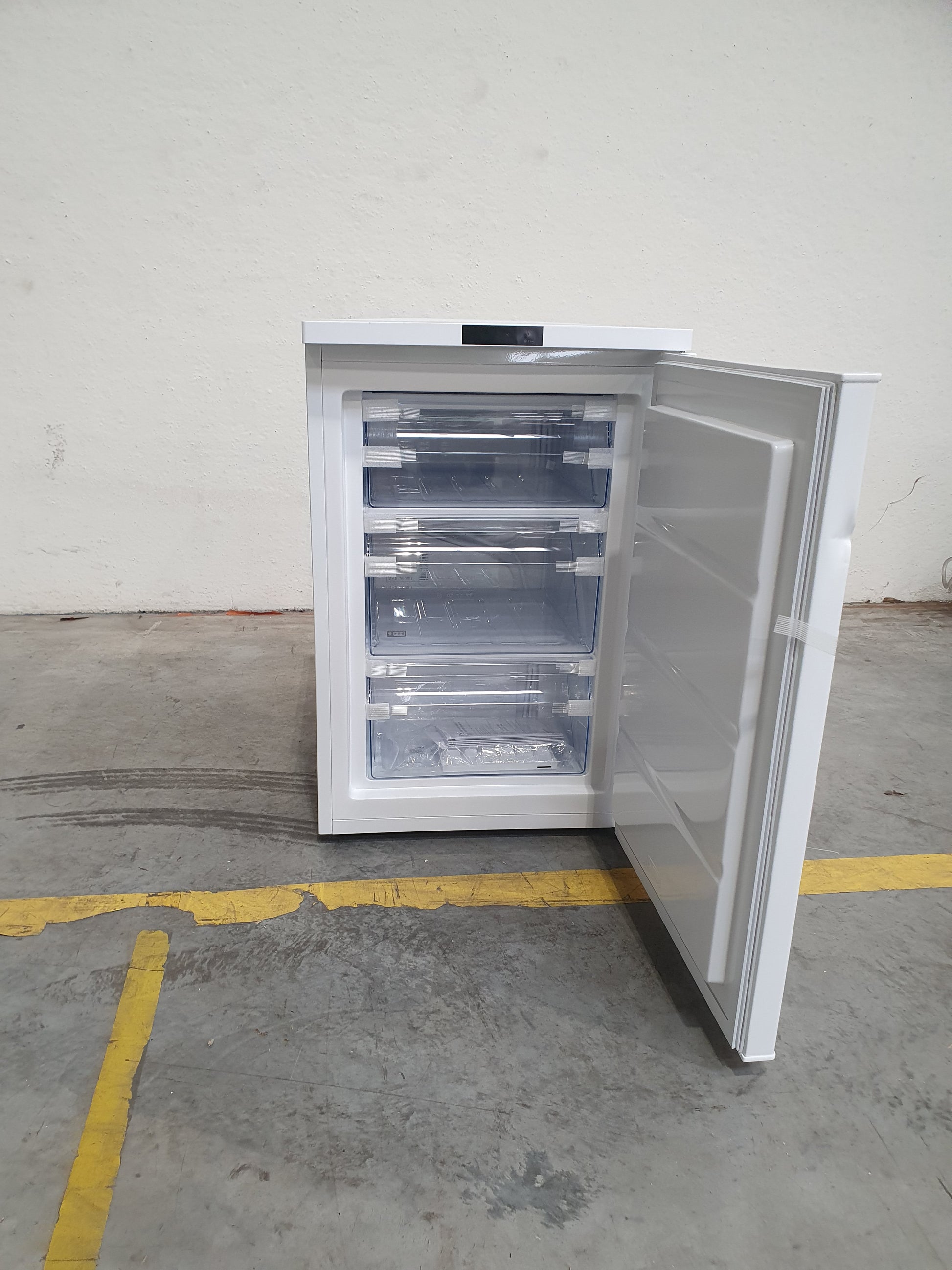 Congélateur Table Top 83 L Reconditionné BOSCH GTV15NWEB : détails