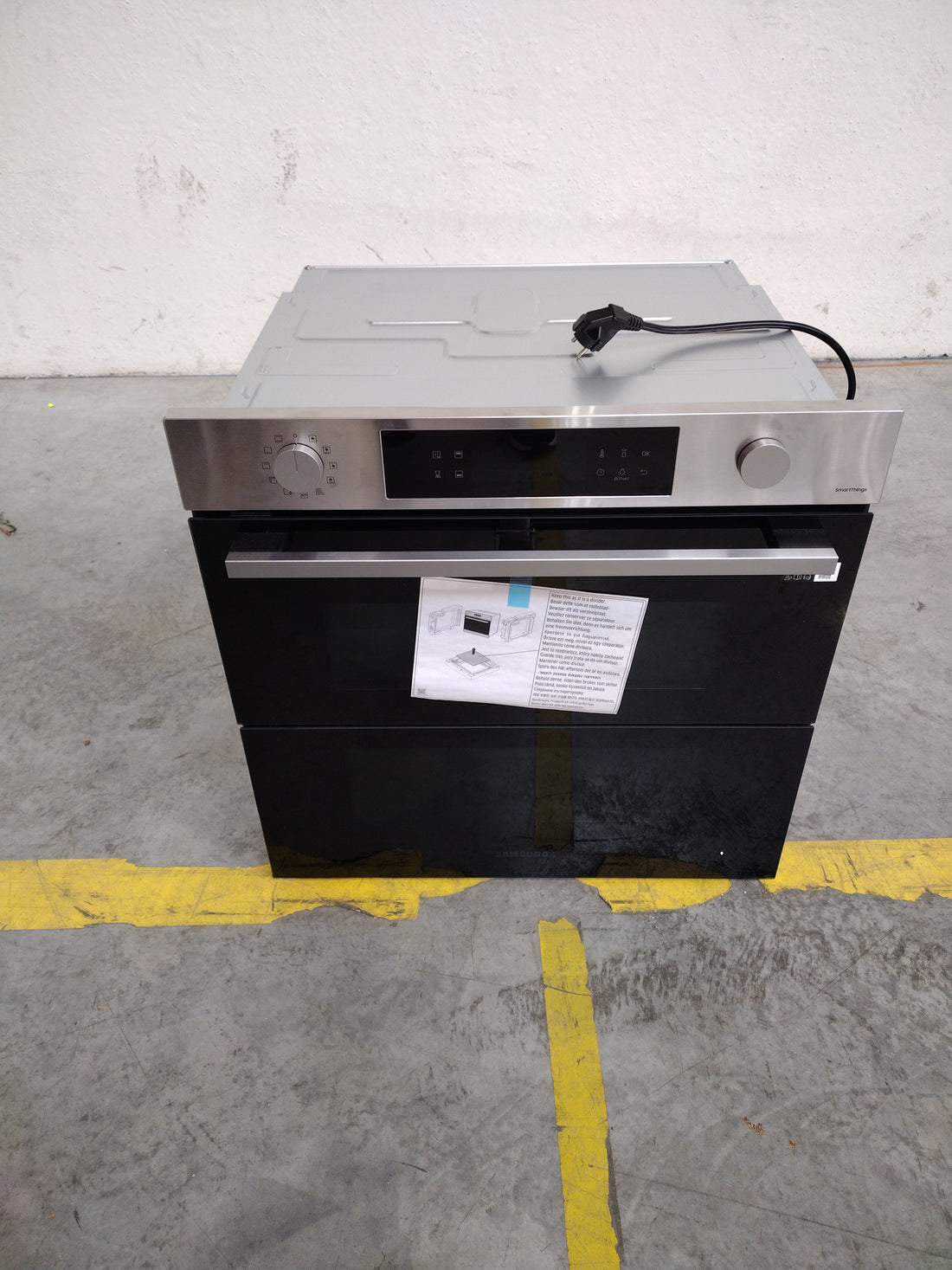 Four Chaleur Tournante 76 L Reconditionné SAMSUNG NV7B45305AS : détails