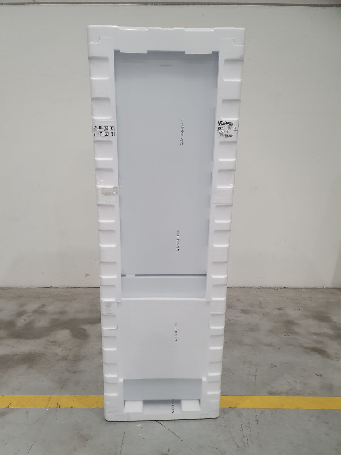 Réfrigérateur Avec Congélateur 344 L Reconditionné SAMSUNG RB33B612EWW : détails