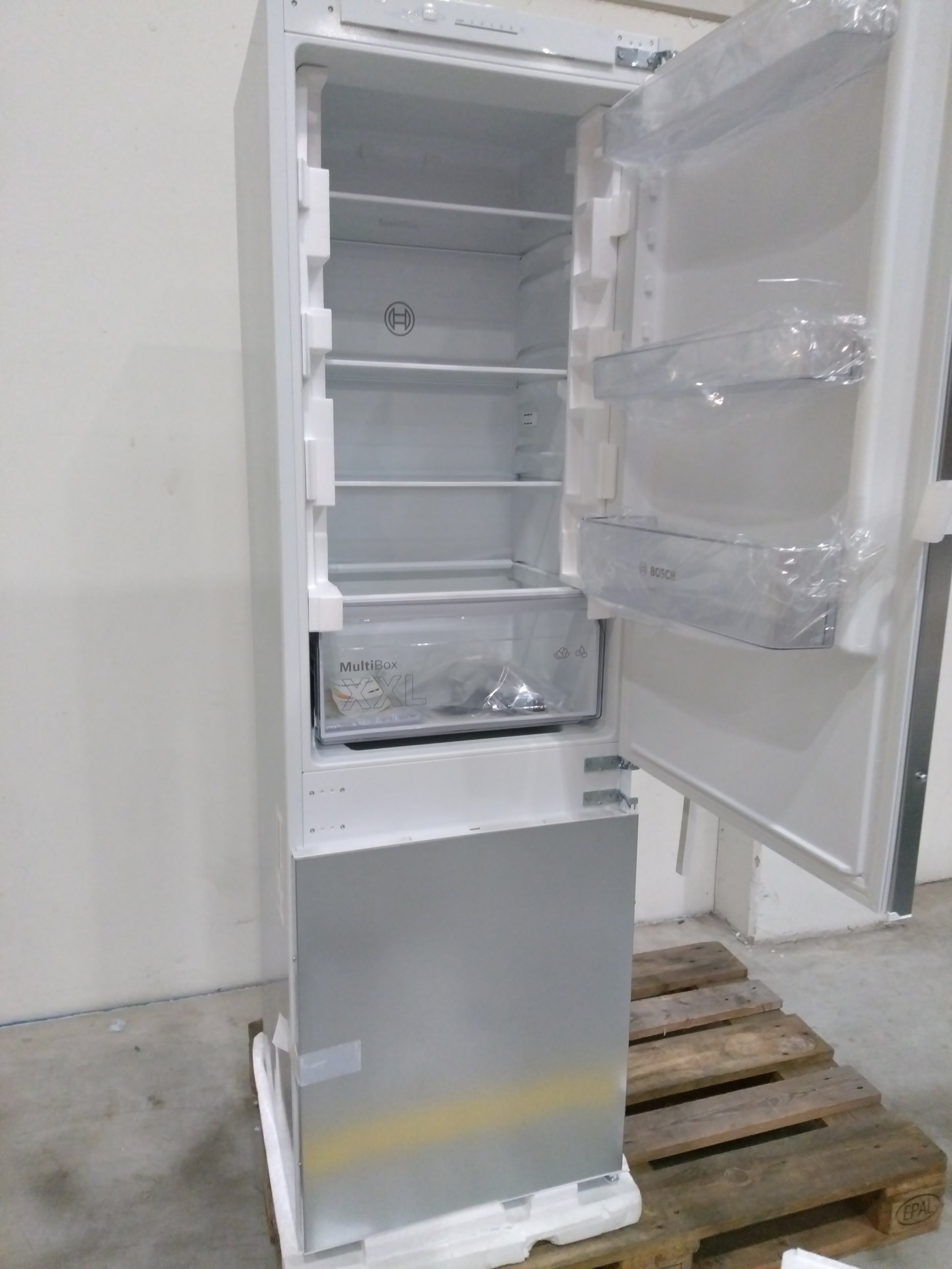 Réfrigérateur Encastrable 267 L Reconditionné BOSCH KIV86NSE0 : détails