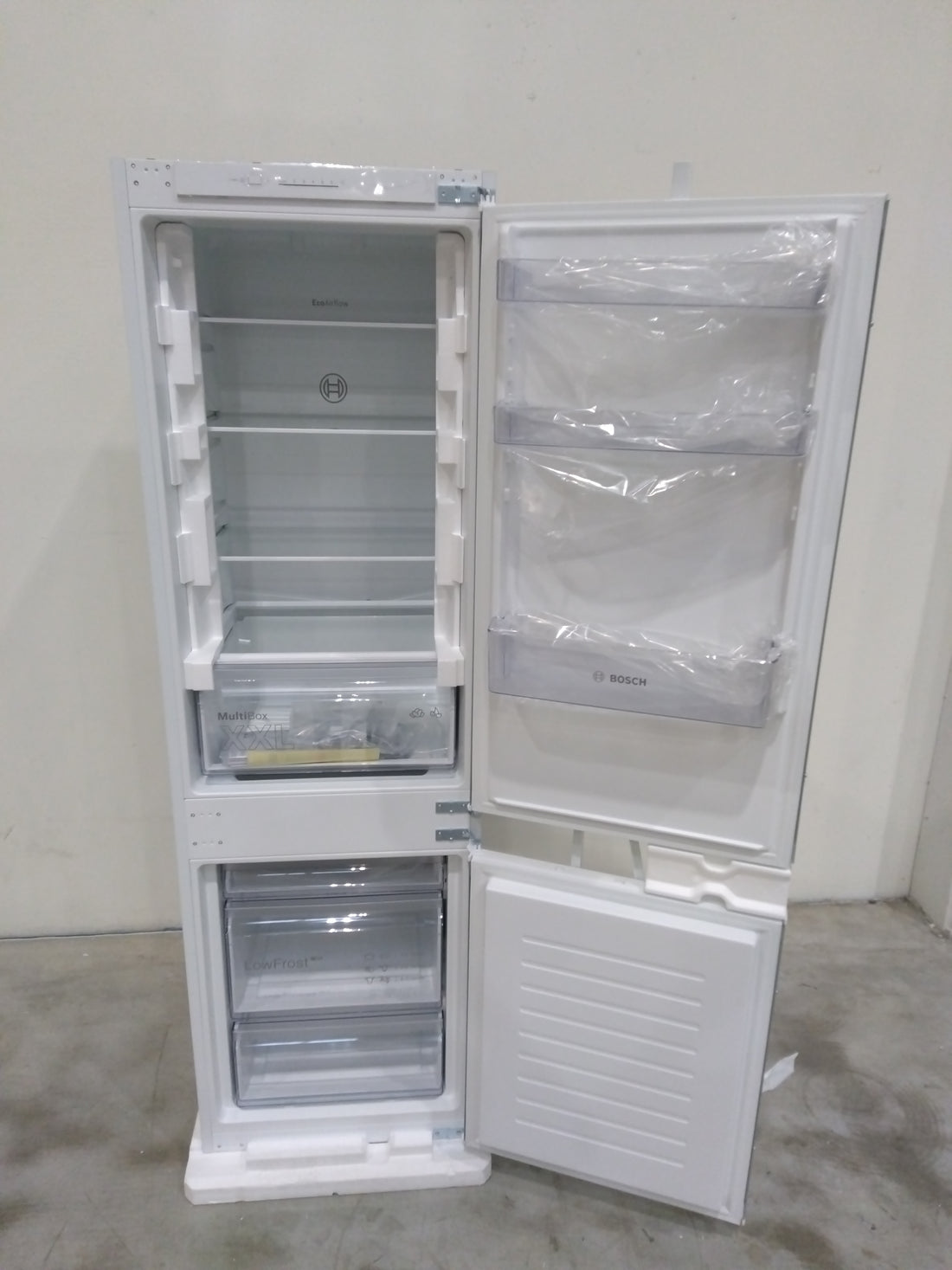 Réfrigérateur Encastrable 267 L Reconditionné BOSCH KIV86VSE0 : détails