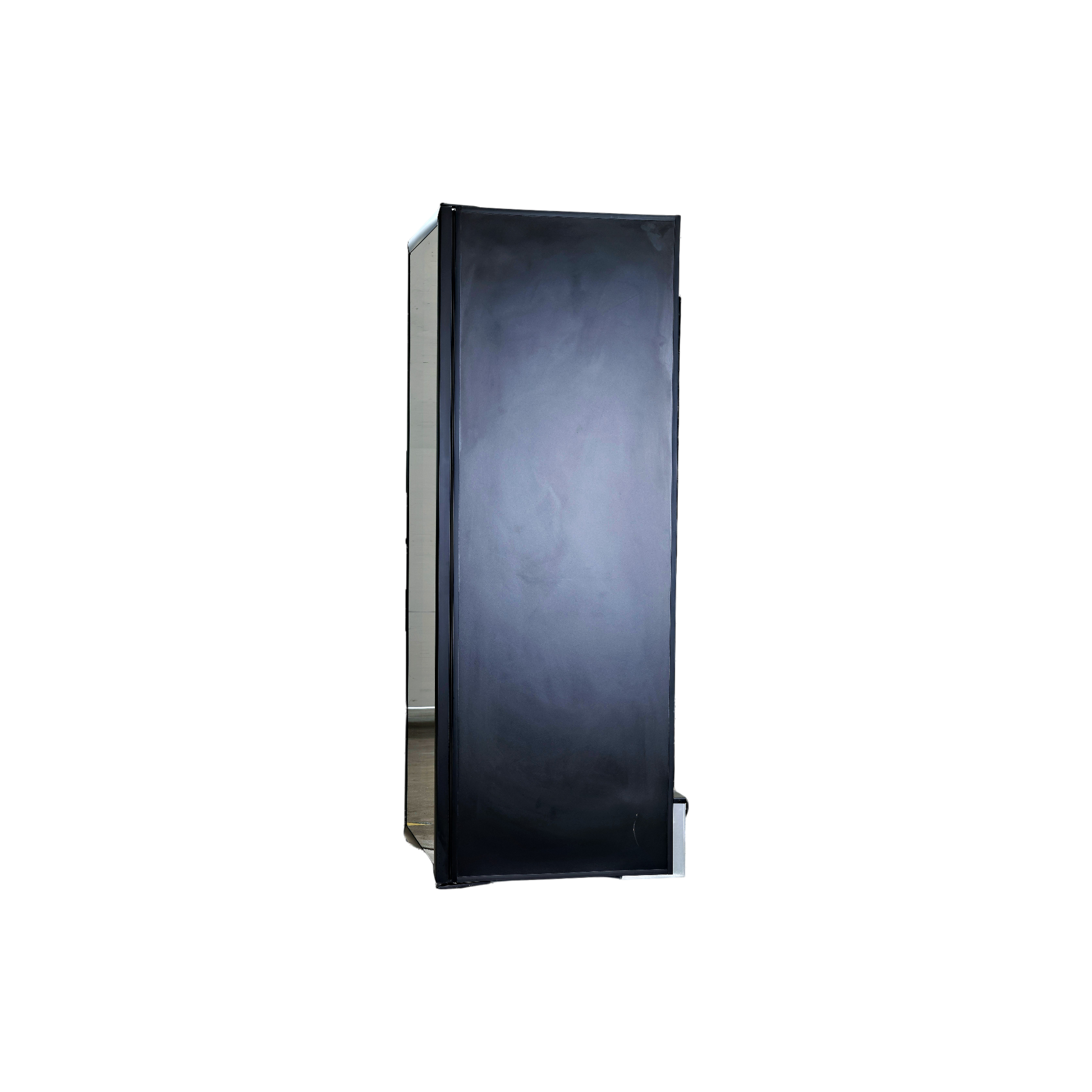 Cave À Vin De Conservation 199 Bouteilles Reconditionné ARTEVINO OXG3T199NVND : vue du côté gauche