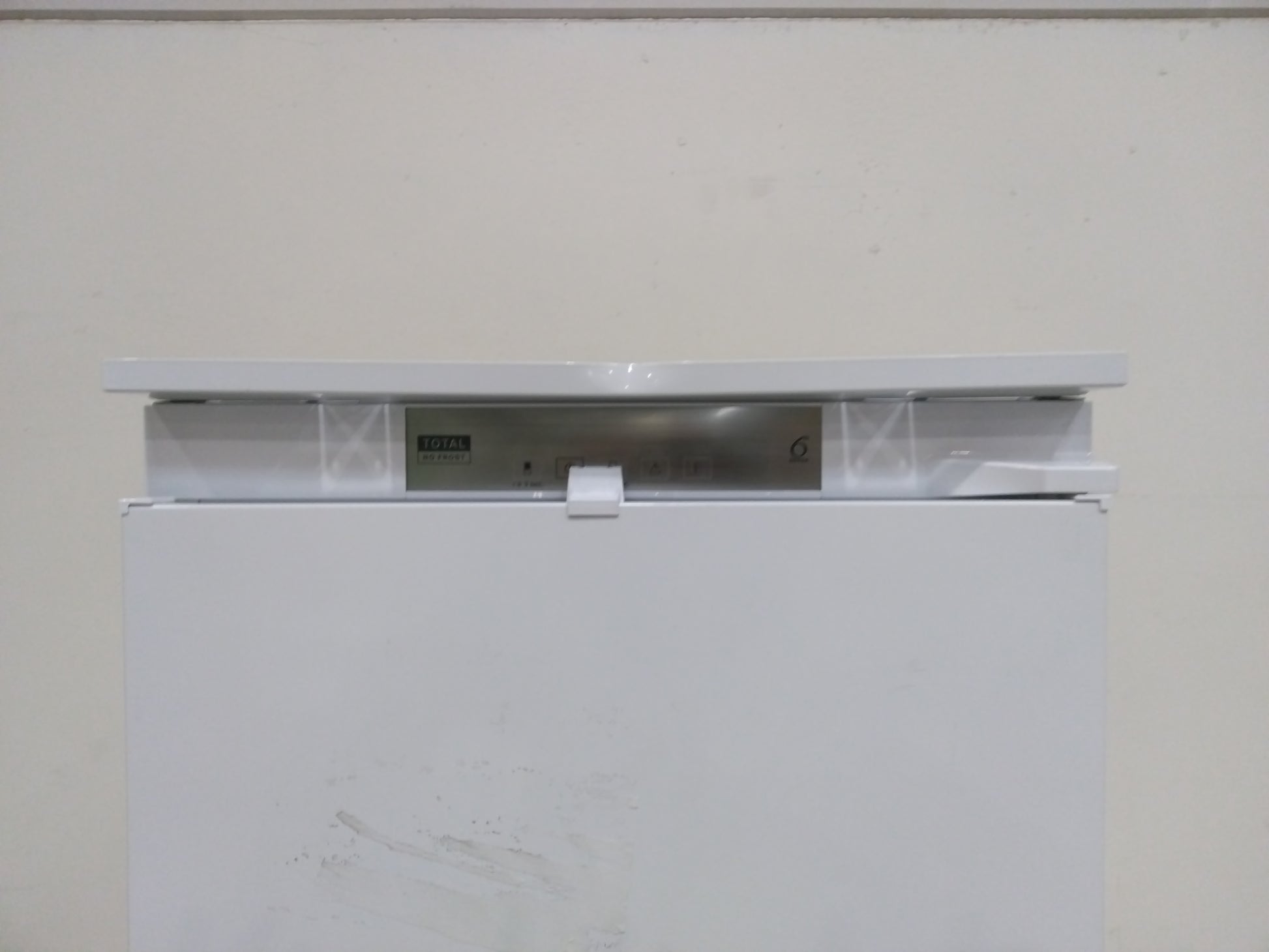 Réfrigérateur Encastrable 250 L Reconditionné WHIRLPOOL WHC18T574P : détails