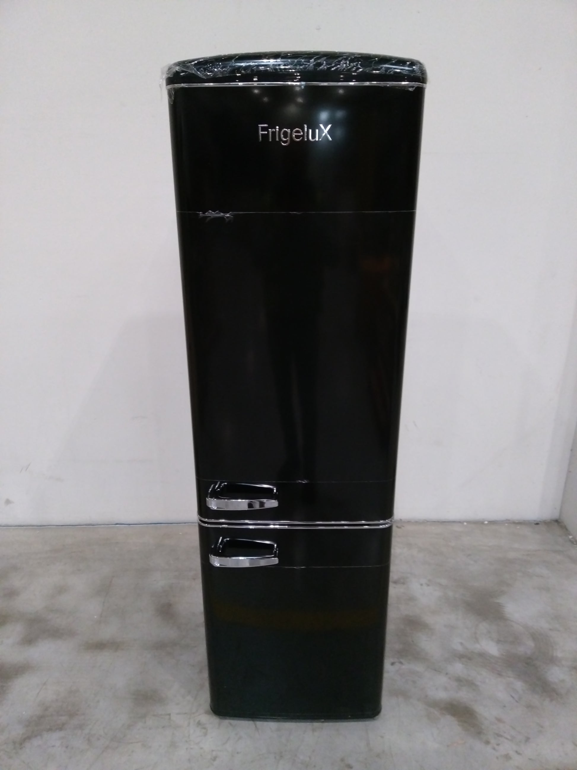 Réfrigérateur Avec Congélateur 244 L Reconditionné FRIGELUX CB255RNA++ : détails