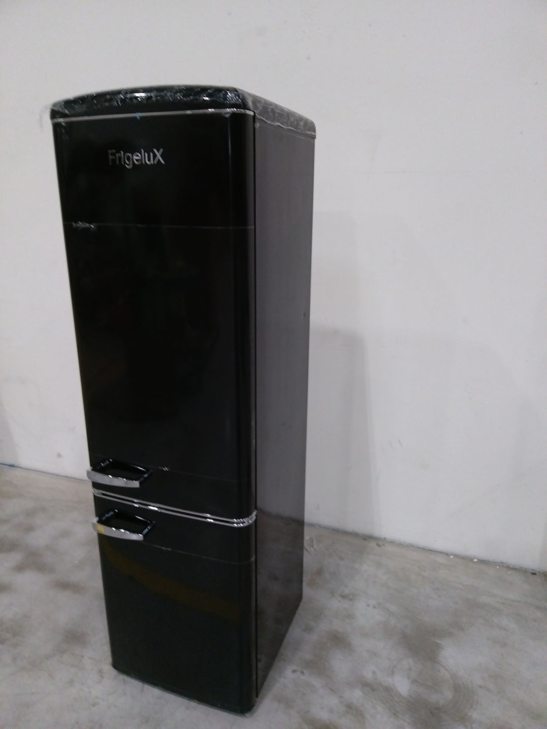 Réfrigérateur Avec Congélateur 244 L Reconditionné FRIGELUX CB255RNA++ : détails