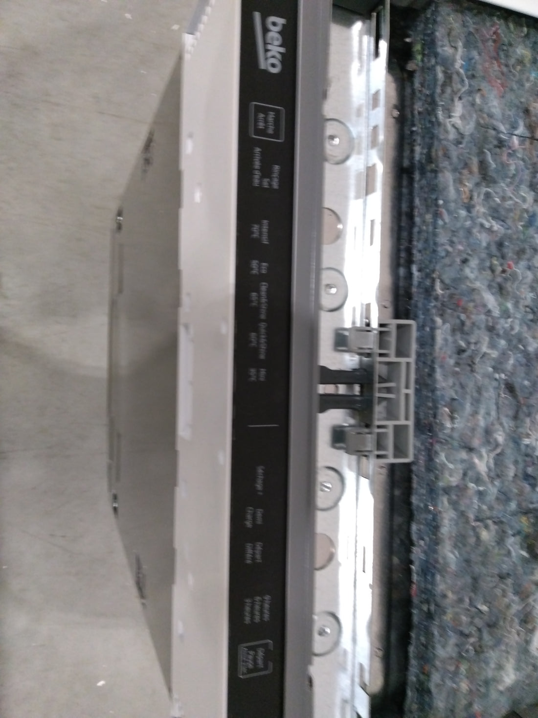 Lave-Vaisselle Encastrable 10 Cvts Reconditionné BEKO LVI42F : détails