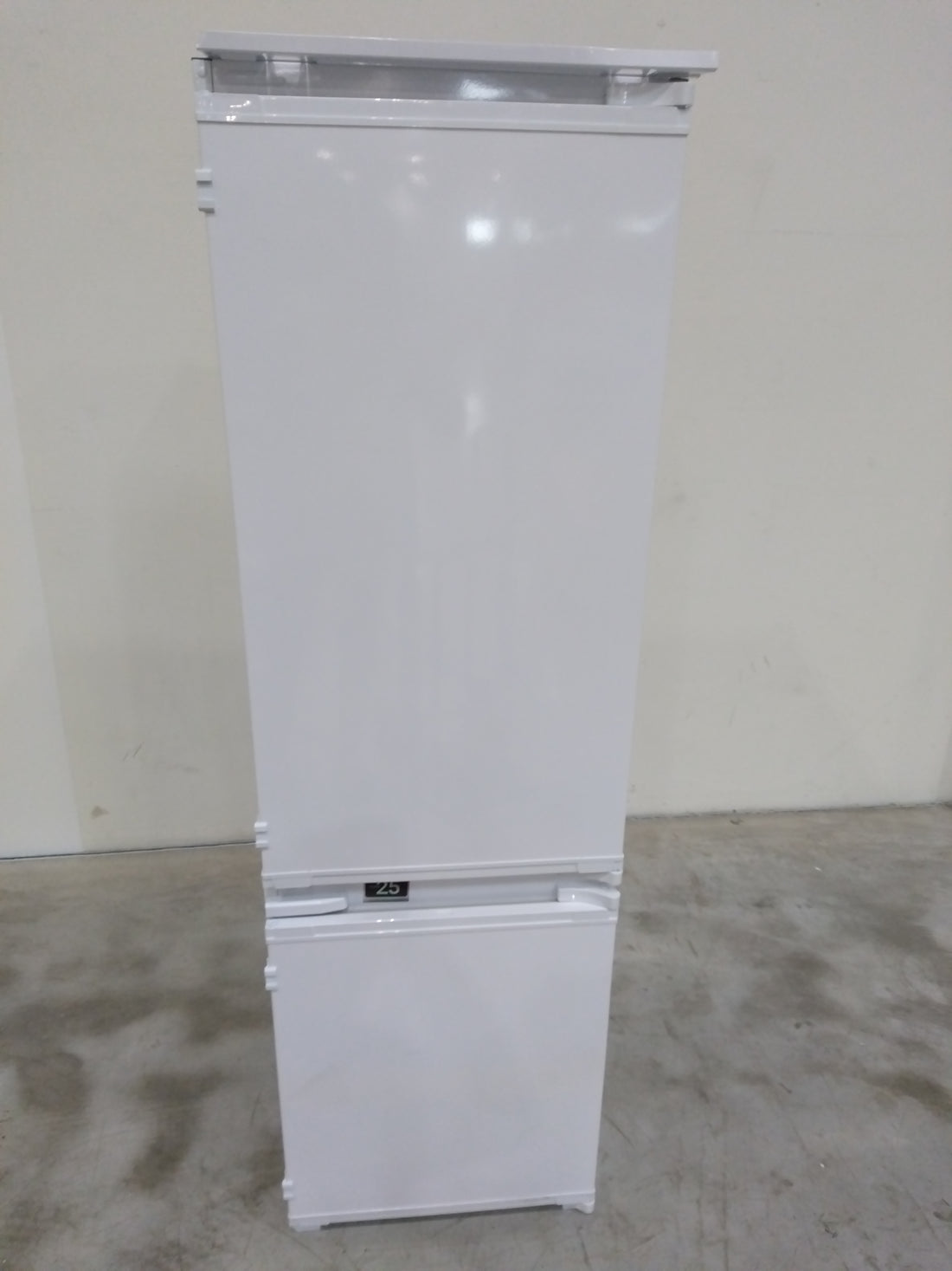 Réfrigérateur Encastrable 262 L Reconditionné BEKO BCHA275K41SN : détails