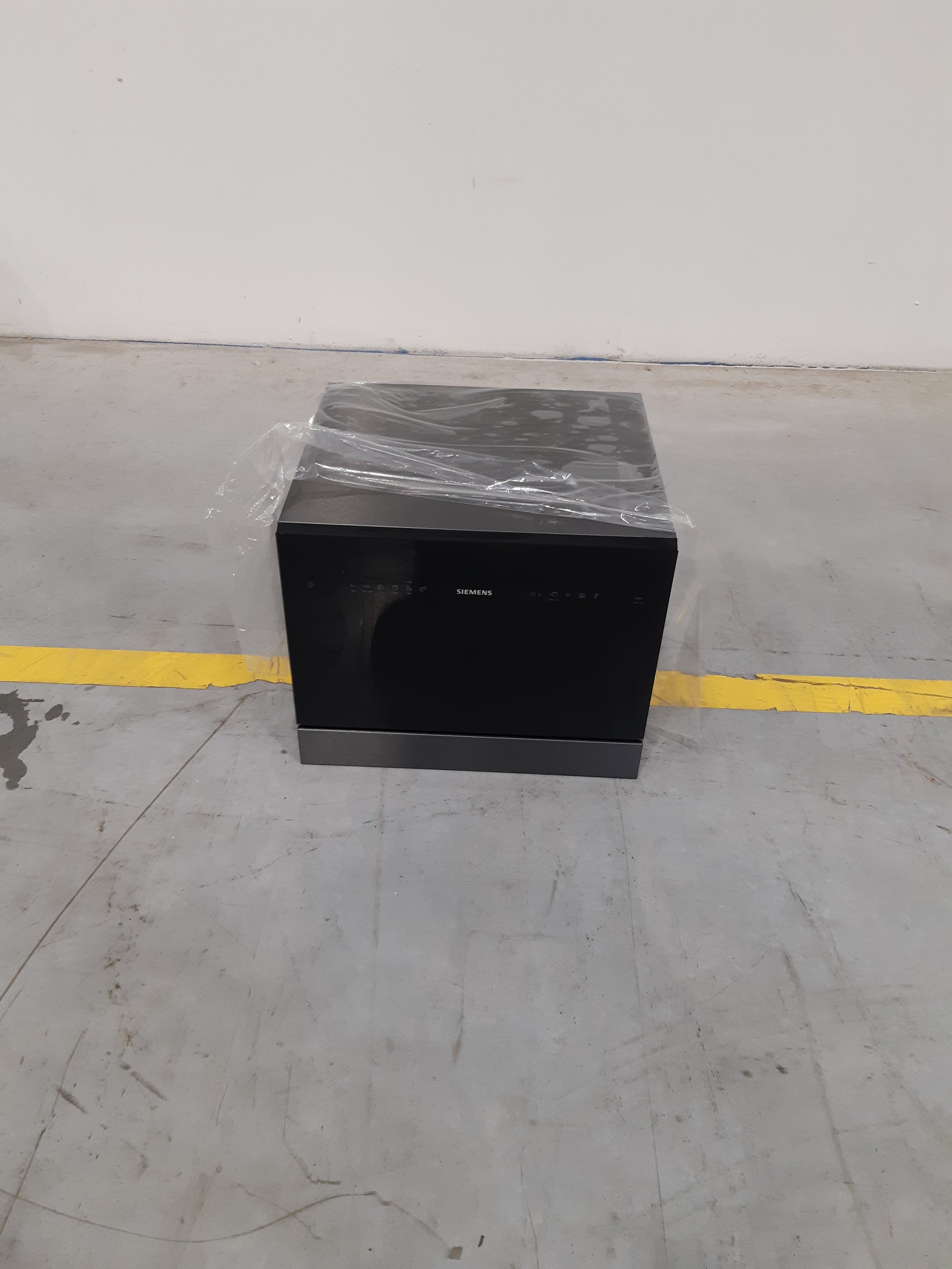 Lave-Vaisselle Pose Libre 6 Cvts Reconditionné SIEMENS SK25IB00TE : vue de face