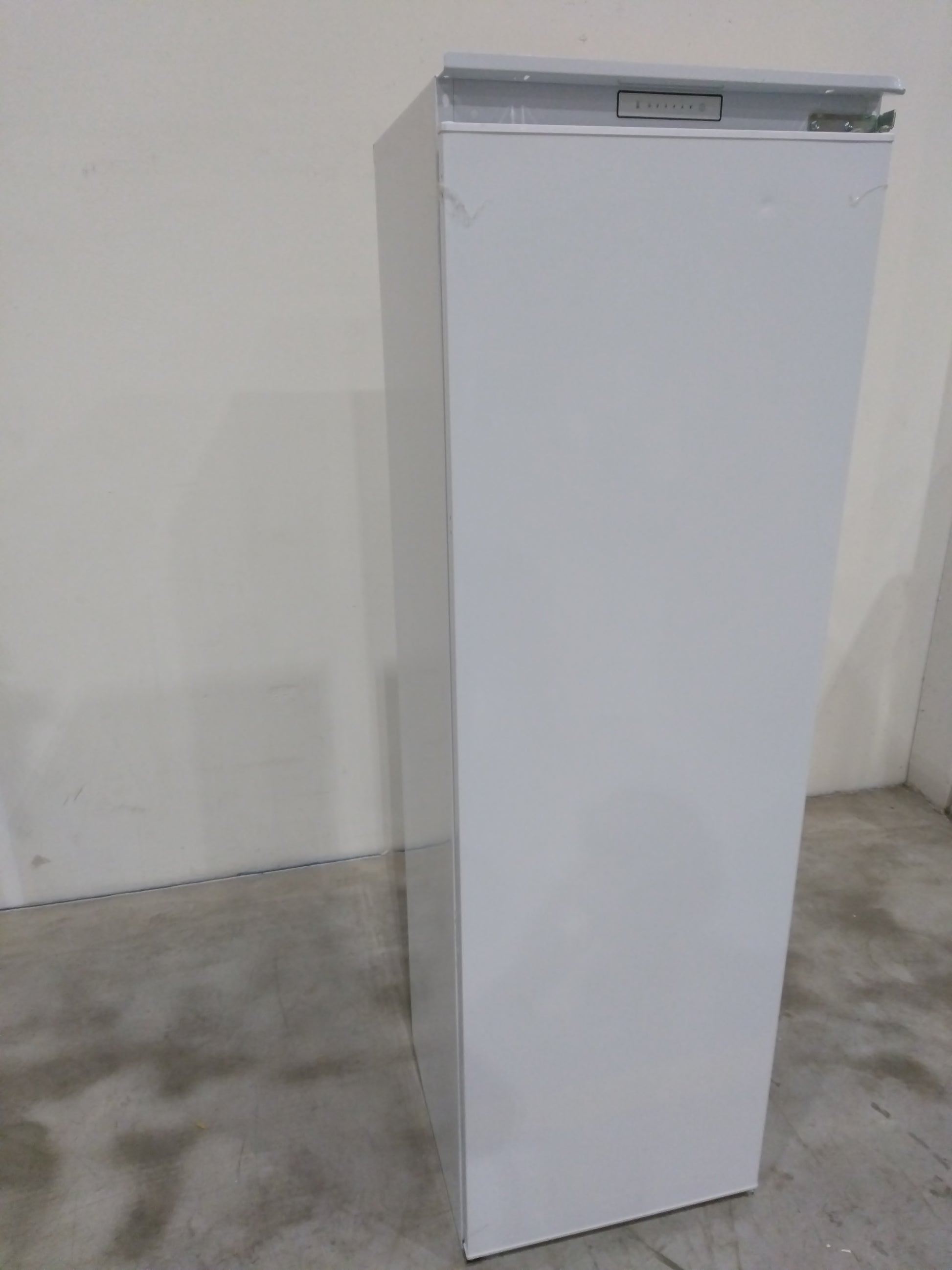 Réfrigérateur encastrable 316 L Reconditionné CANDY CMS518EW