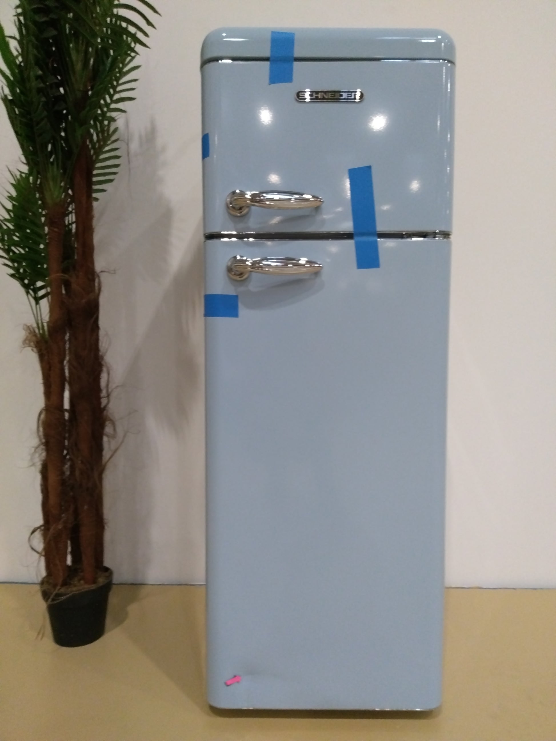 Réfrigérateur avec congélateur 172 L Reconditionné SCHNEIDER SCDD208VBL