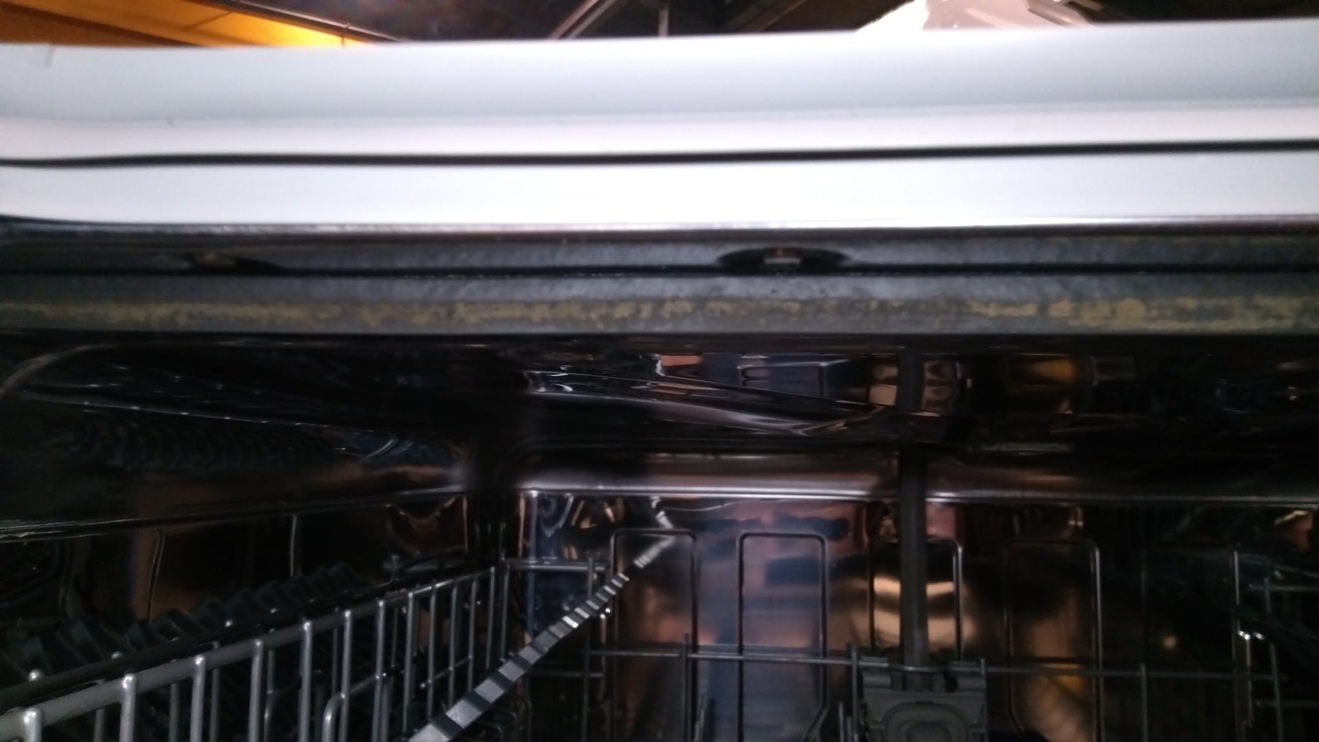 Lave-vaisselle Encastrable 13 couverts Reconditionné BEKO DIN58S1