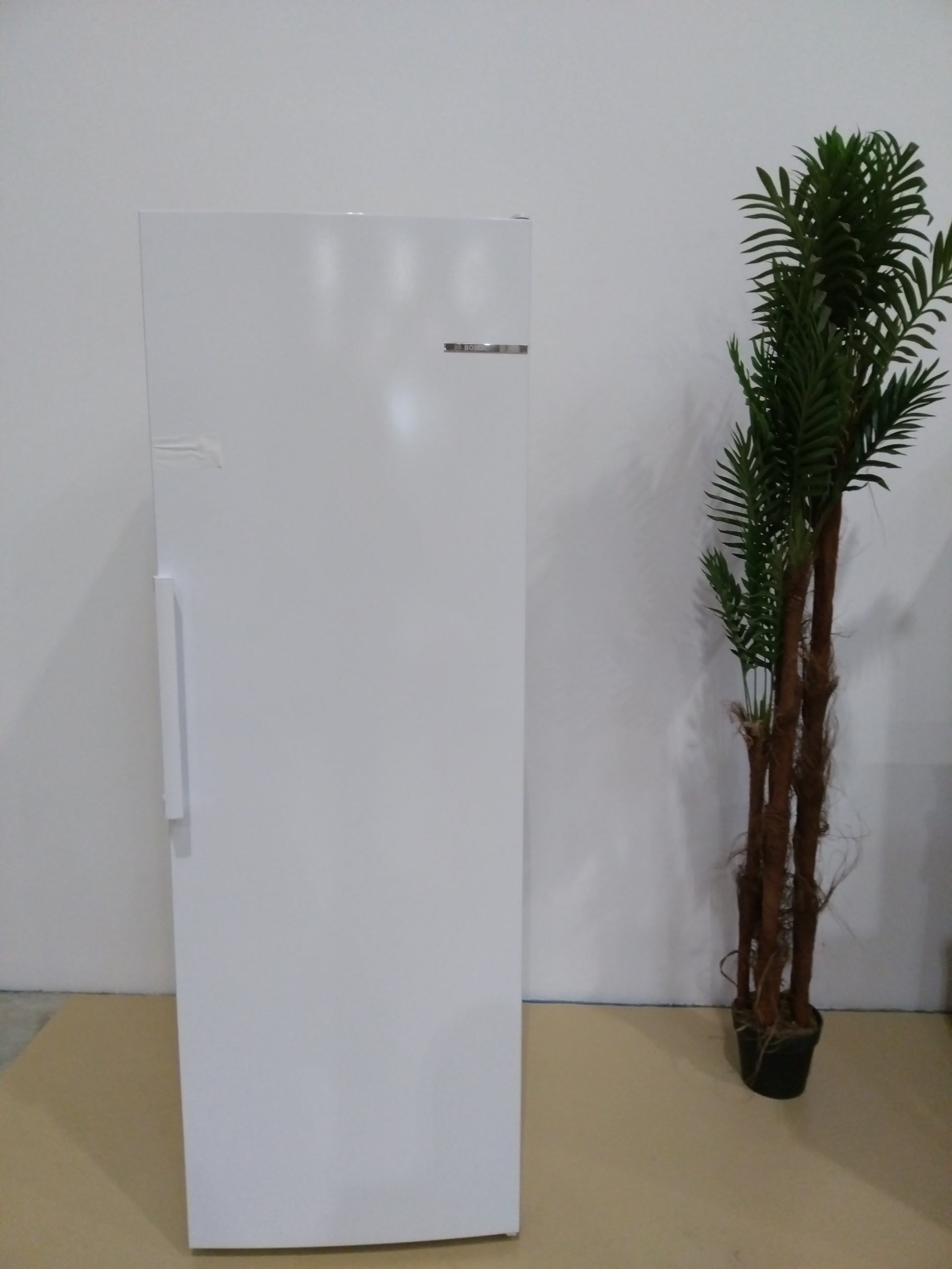 Congélateur Armoire Reconditionné BOSCH GSN33FWEV