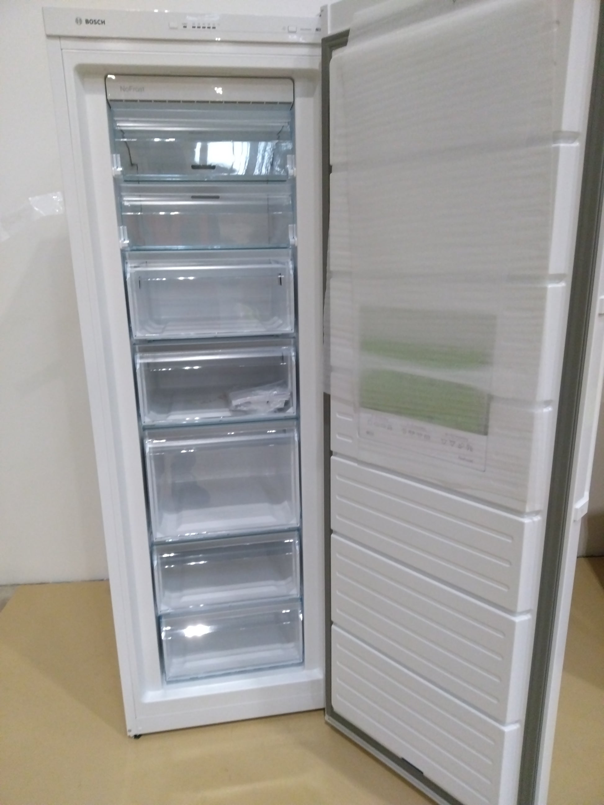 Congélateur Armoire Reconditionné BOSCH GSN33FWEV
