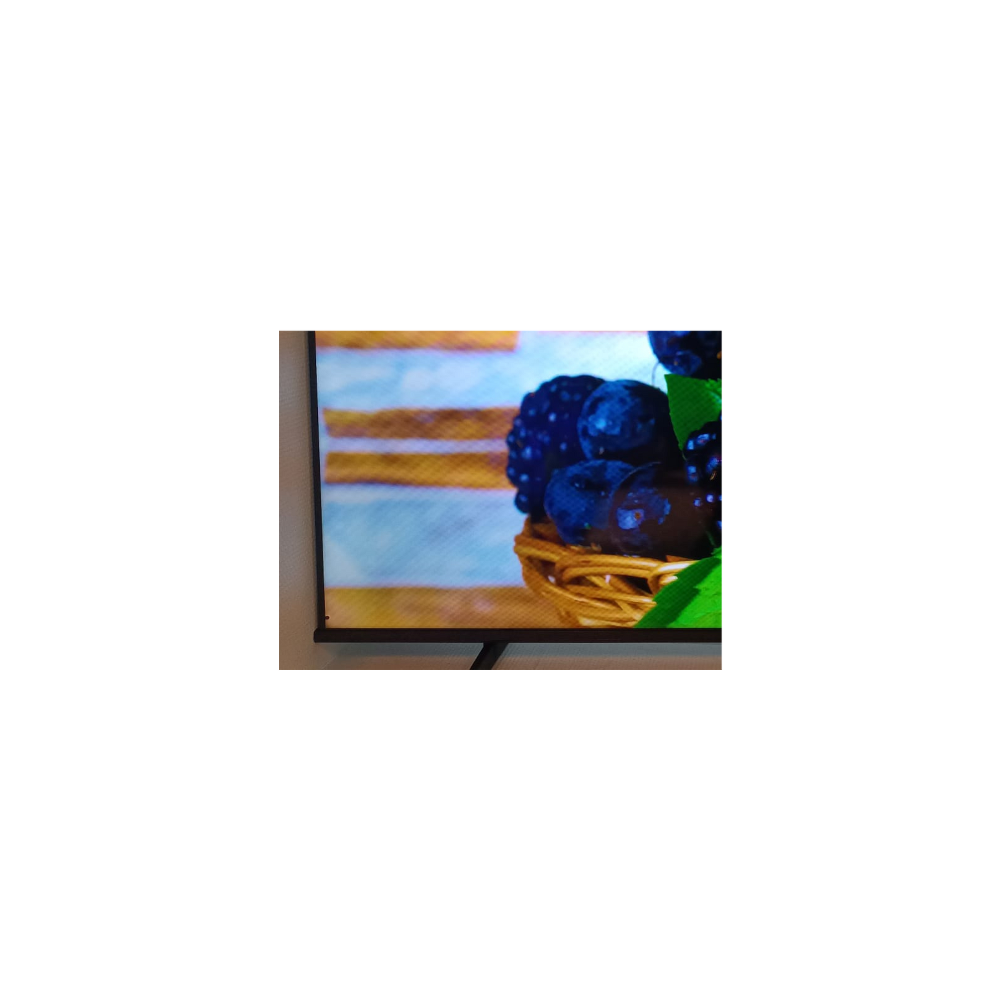 Téléviseur LED 57 pouces Reconditionné HISENSE 58E7Q 146 cm (57")