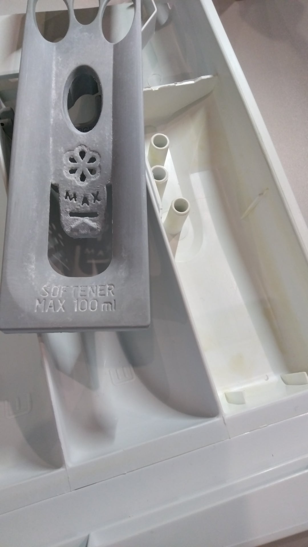 Lave-linge Hublot 9 kg Reconditionné ELECTROLUX EW6F4943SP