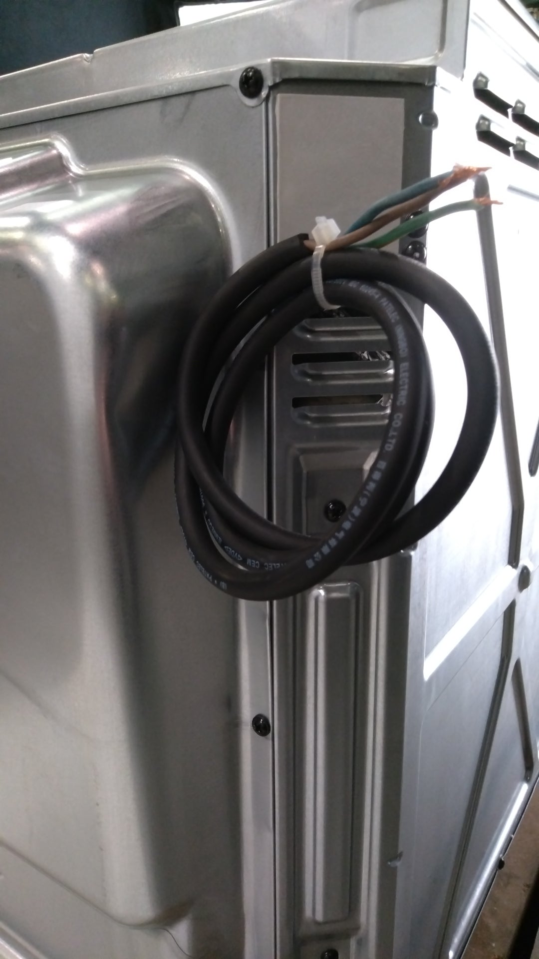 Four Chaleur Tournante 71 L Reconditionné WHIRLPOOL OMK58RU1X