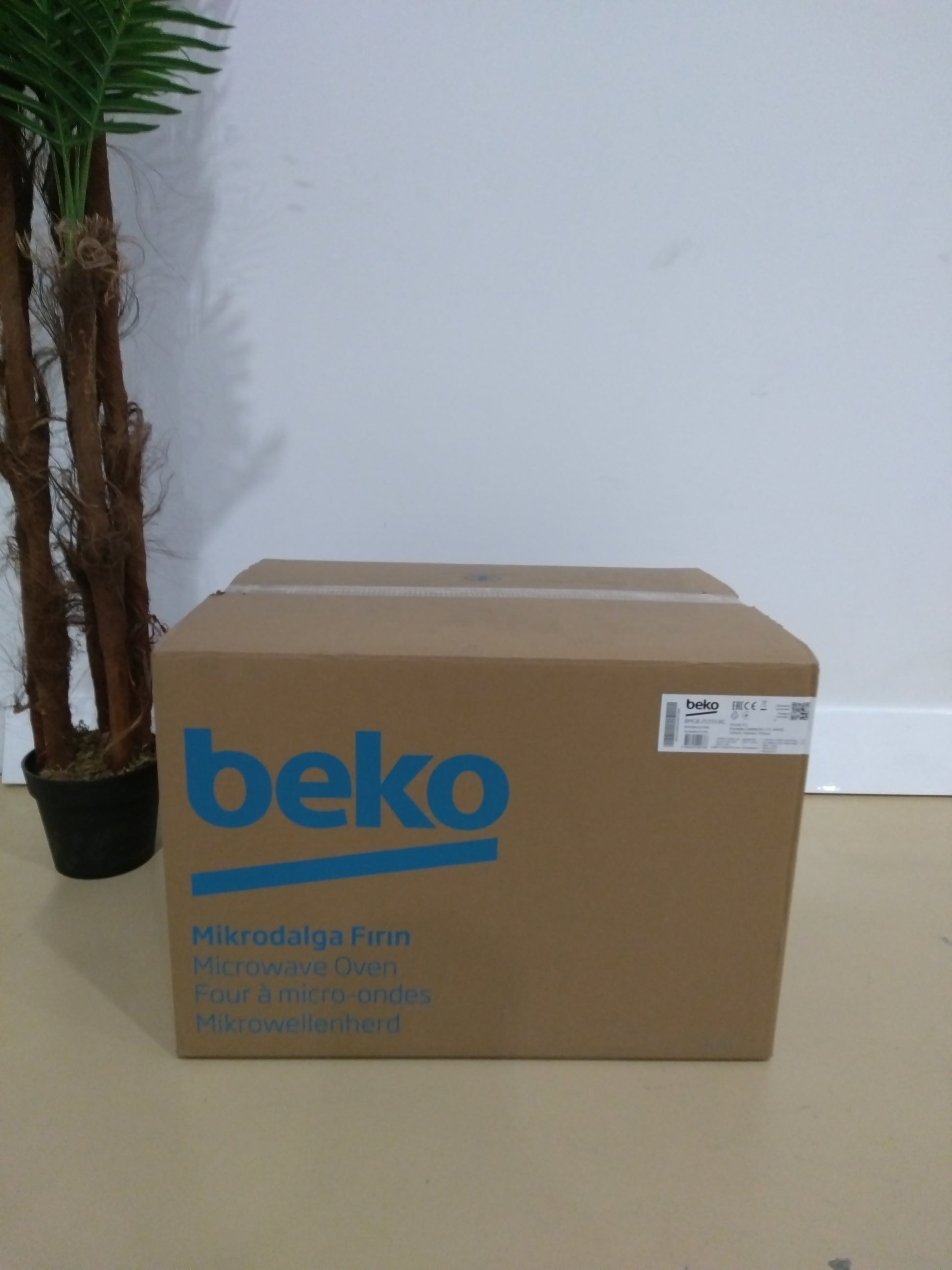 Four Micro-ondes 25 L Reconditionné BEKO BMGB25333BG