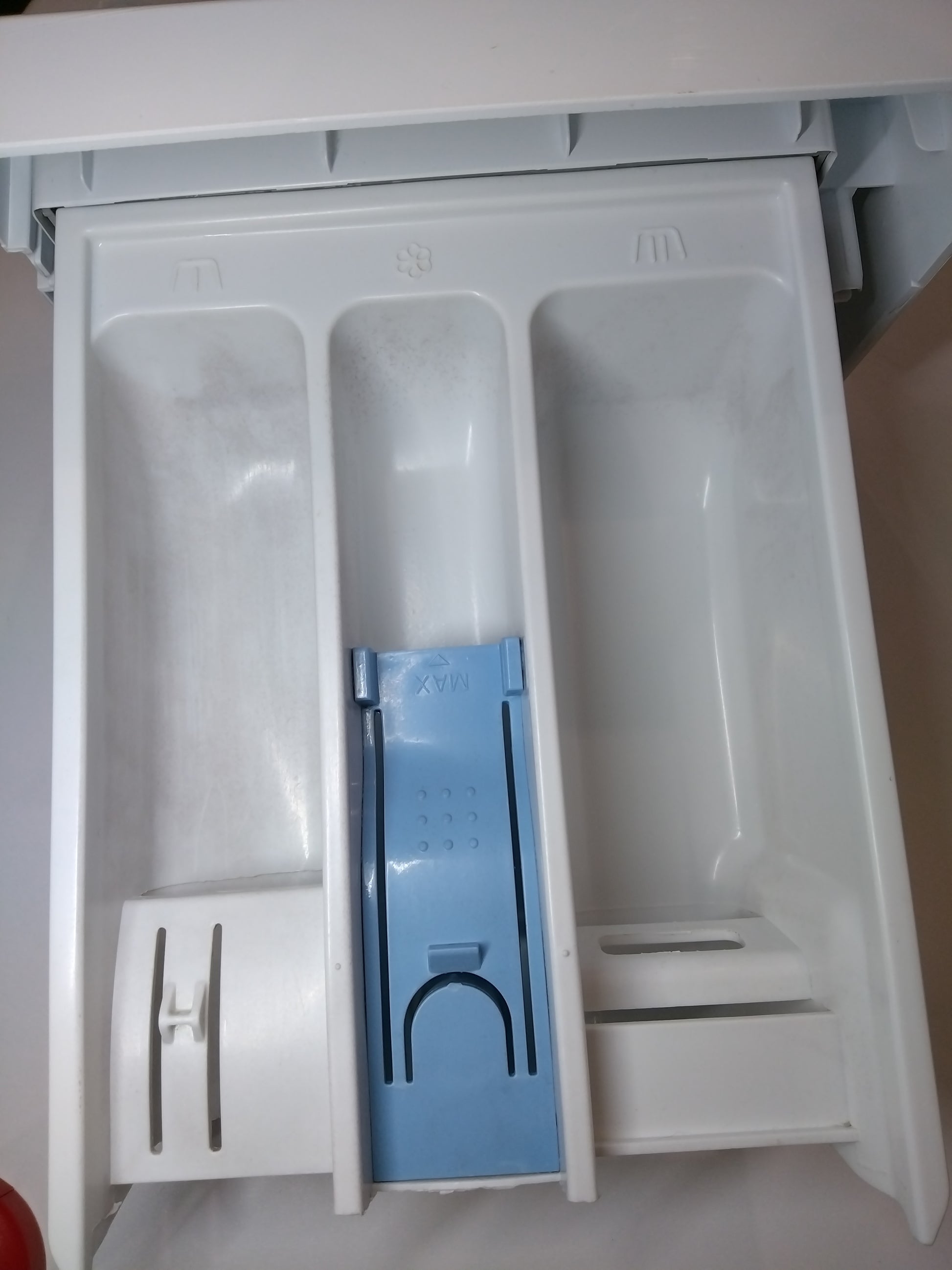 Lave-linge Hublot 8 kg Reconditionné HISENSE WF8014QAEVJM