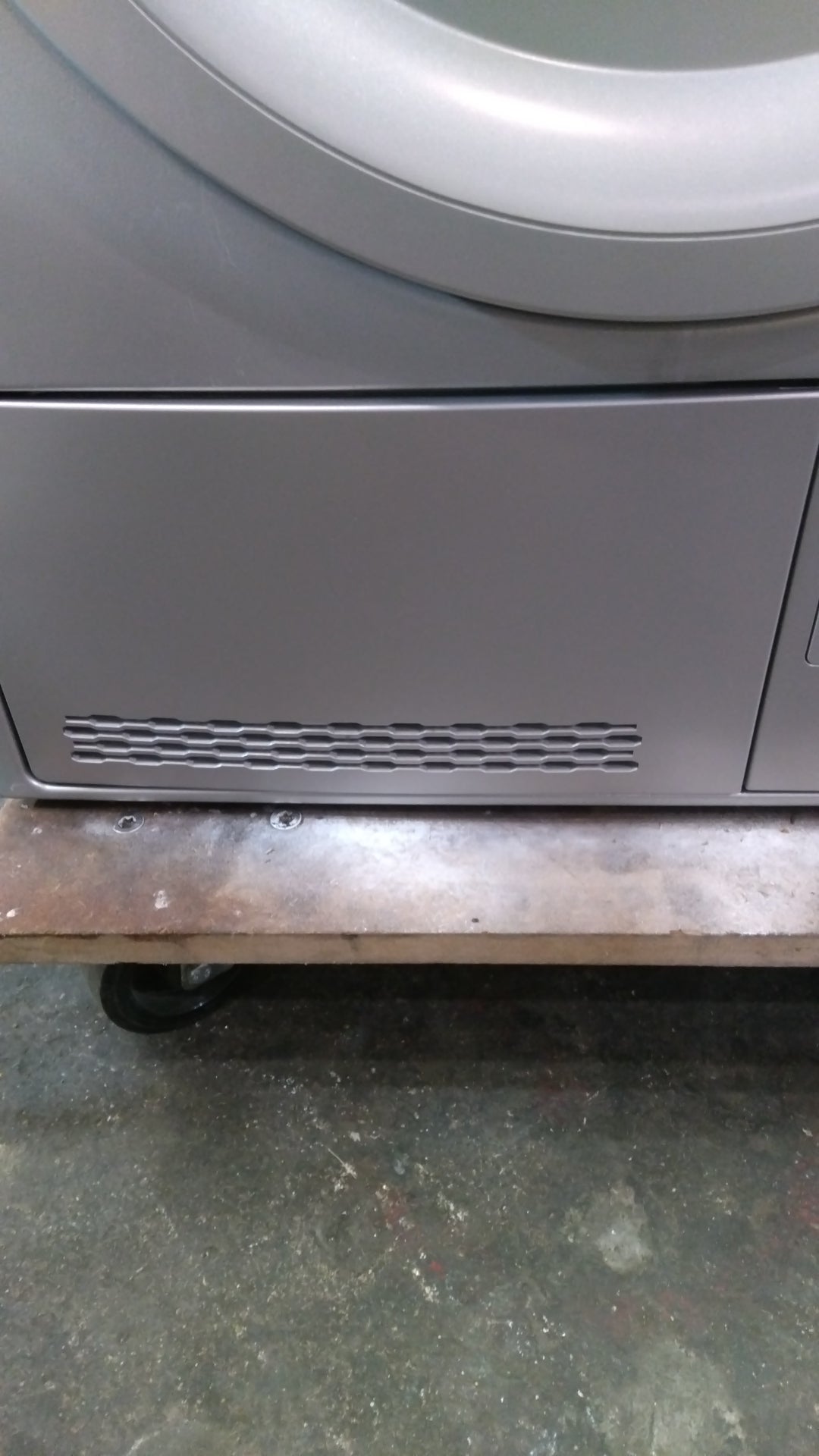 Seche-linge à Condensation 8kg kg Reconditionné ESSENTIEL B ESLC8DD1S