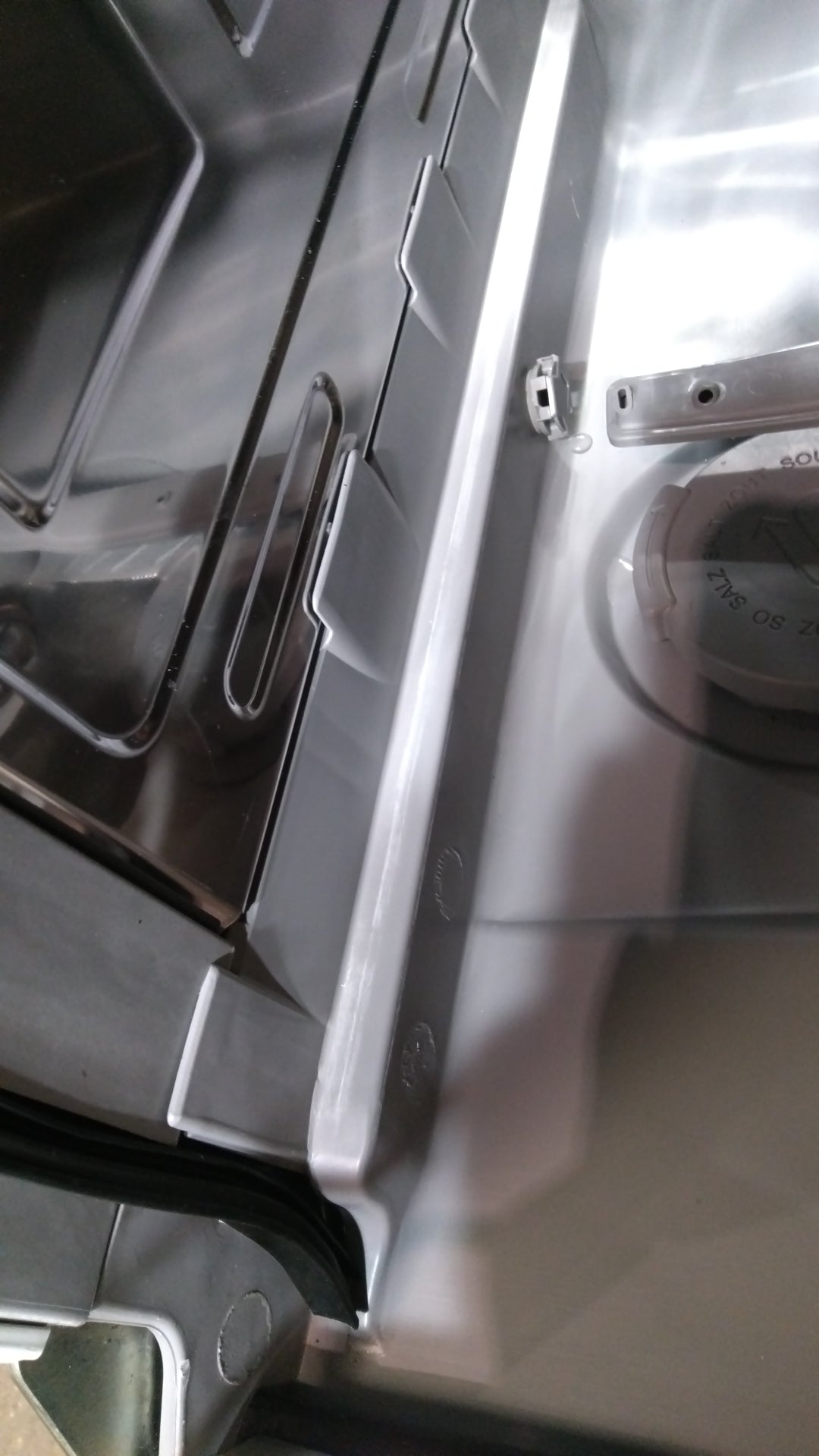 Lave-vaisselle Pose Libre 12 couverts Reconditionné BOSCH SMS2HTI79E