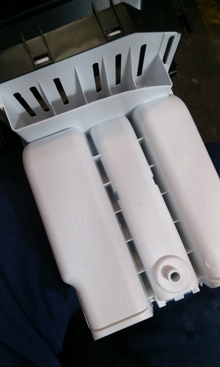 Lave-linge Hublot 9 kg Reconditionné HISENSE WF3S9043BB3